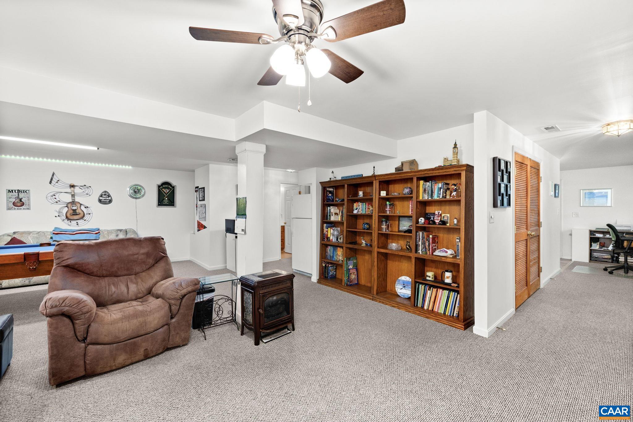BLUE RIDGE SHORES - Residential