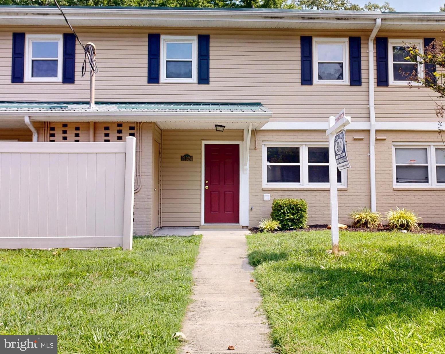 TOLCHESTER - Residential
