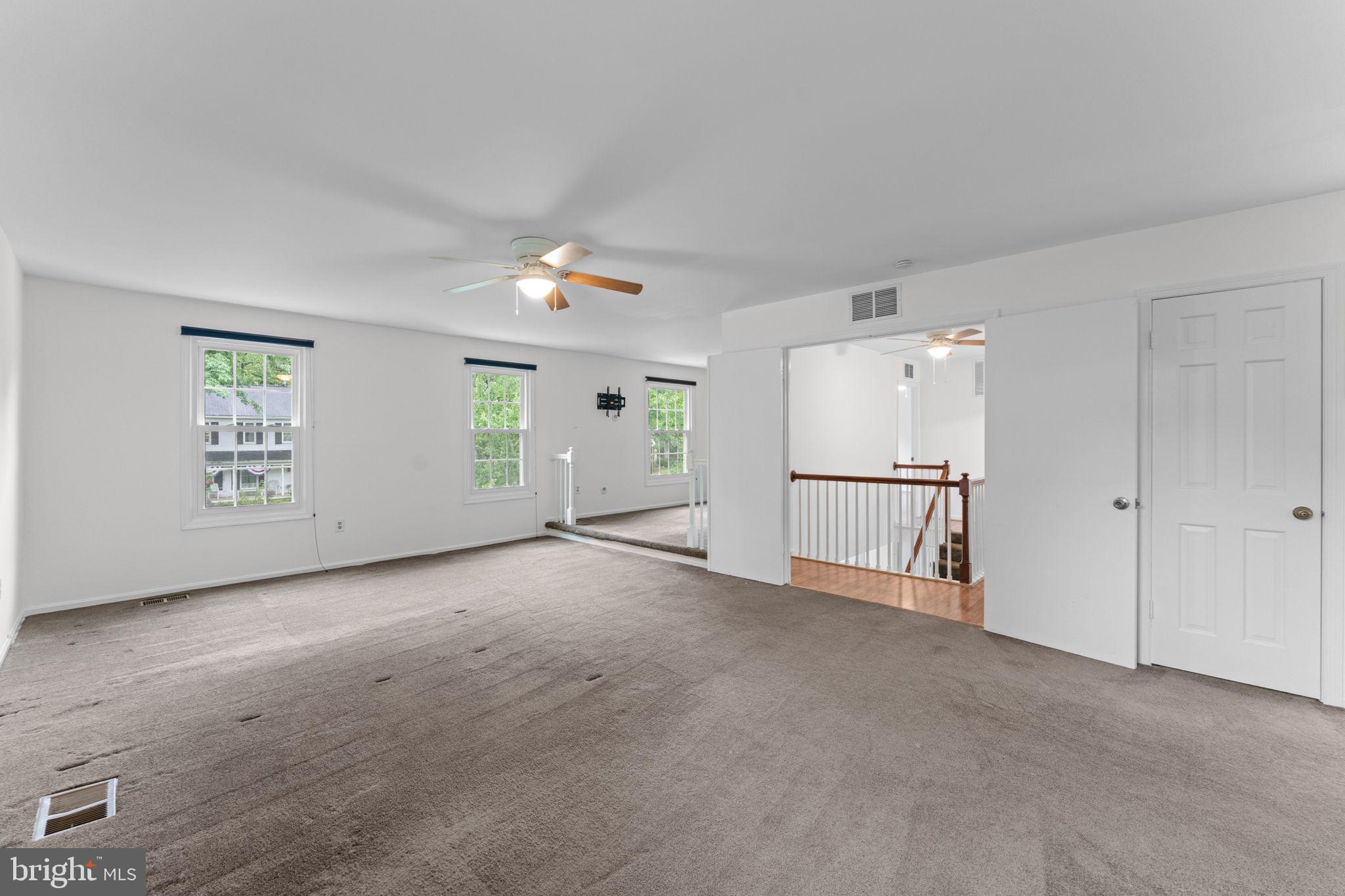 TANTALLON ON THE POTOMAC - Residential