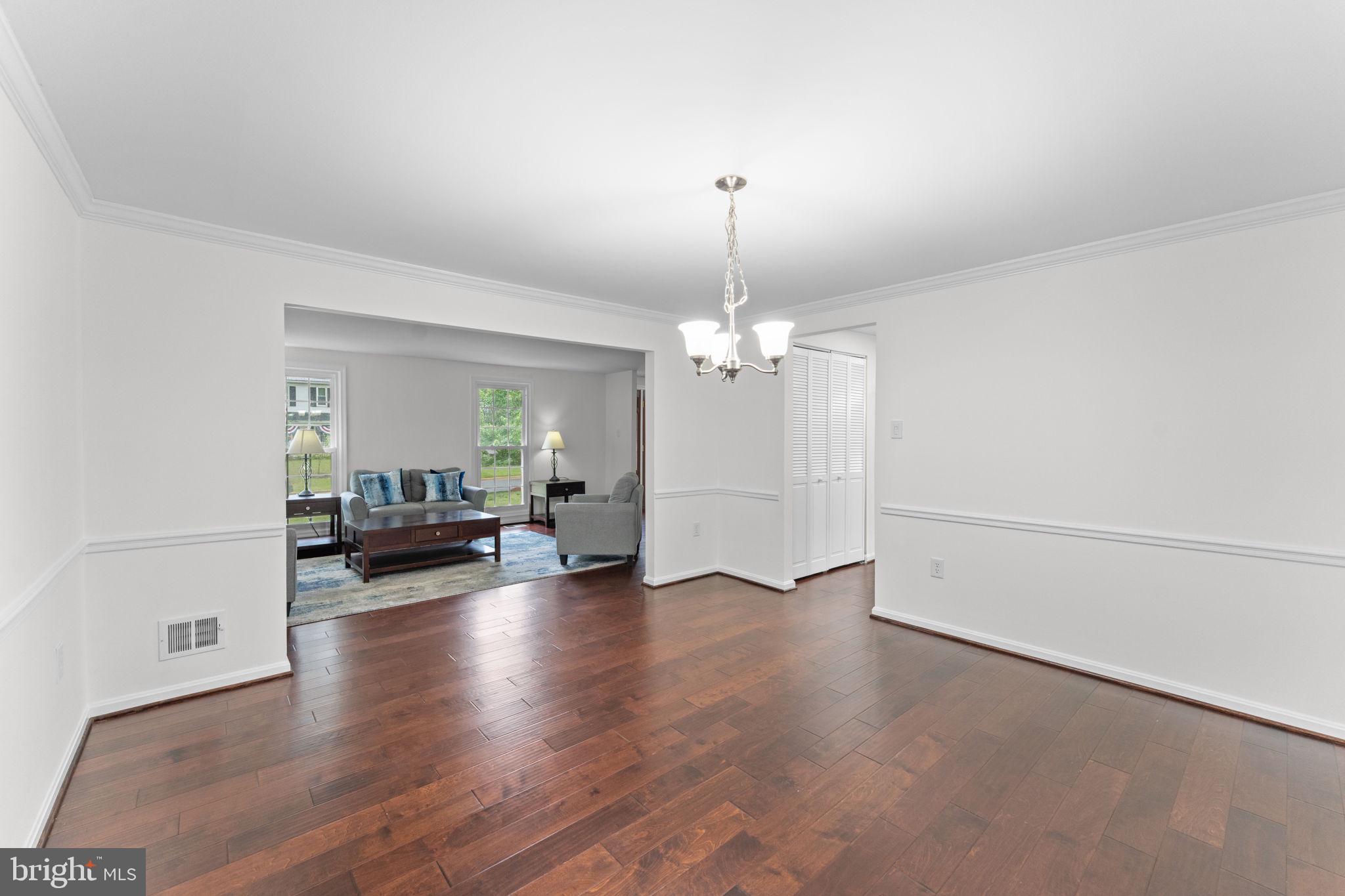 TANTALLON ON THE POTOMAC - Residential