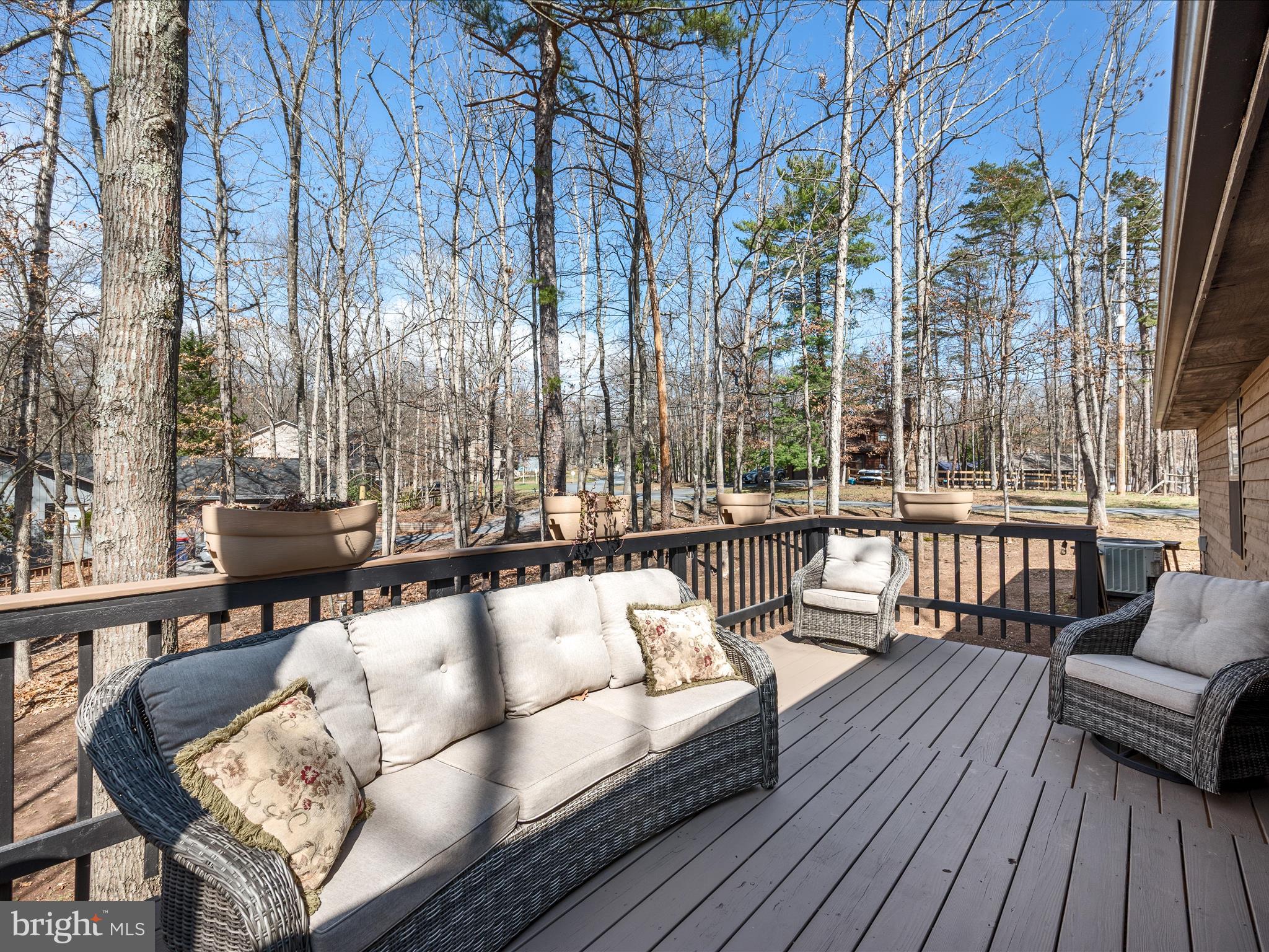LAKE HOLIDAY ESTATES - Residential