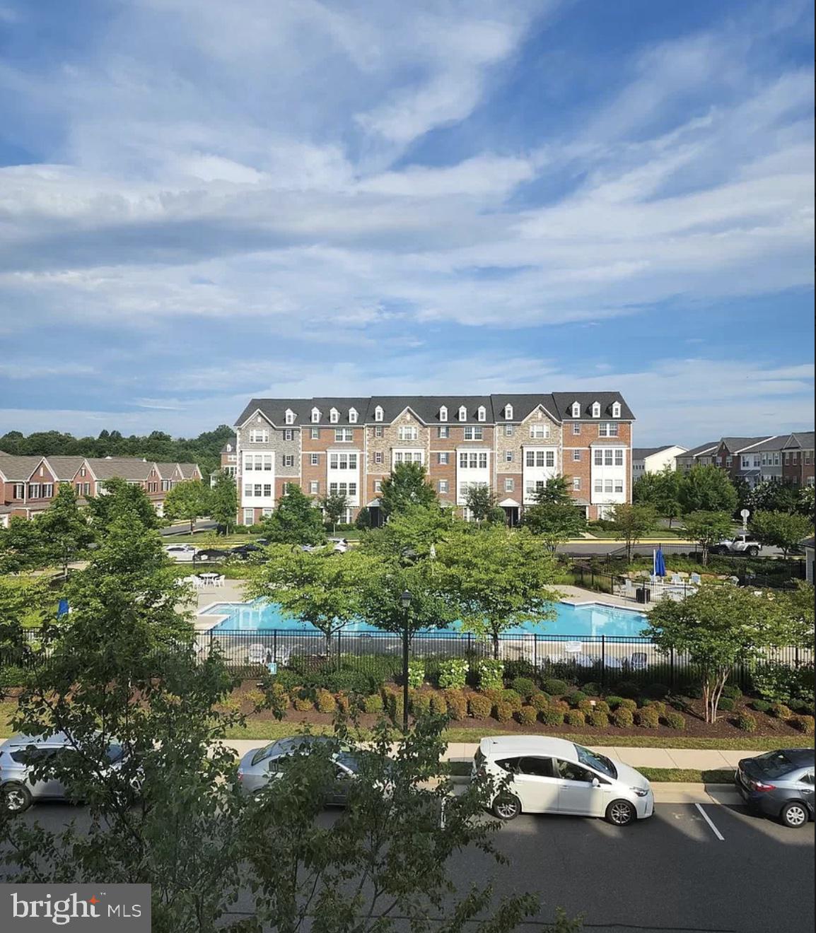 EAST GATE - Residential Lease