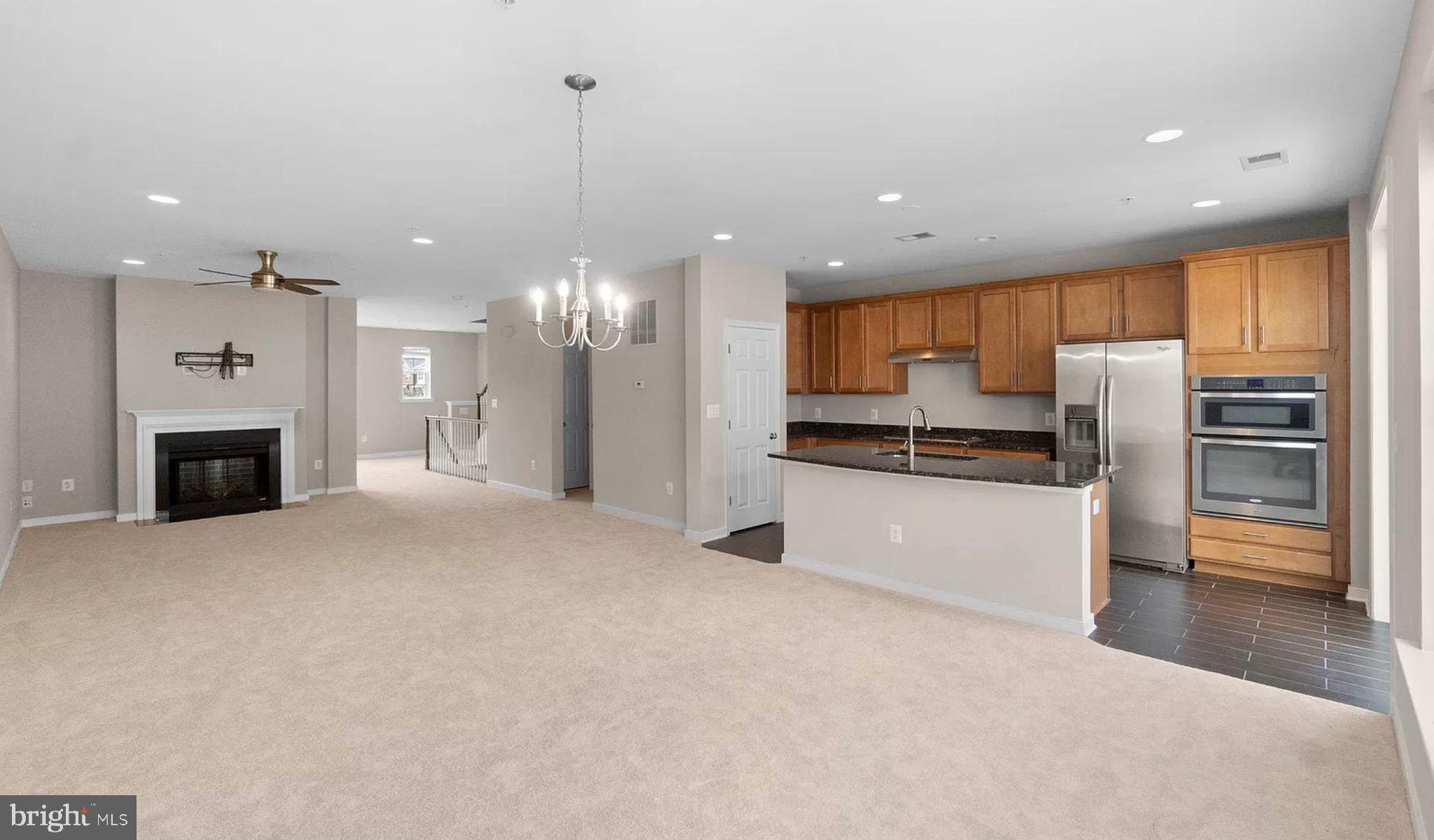 EAST GATE - Residential Lease