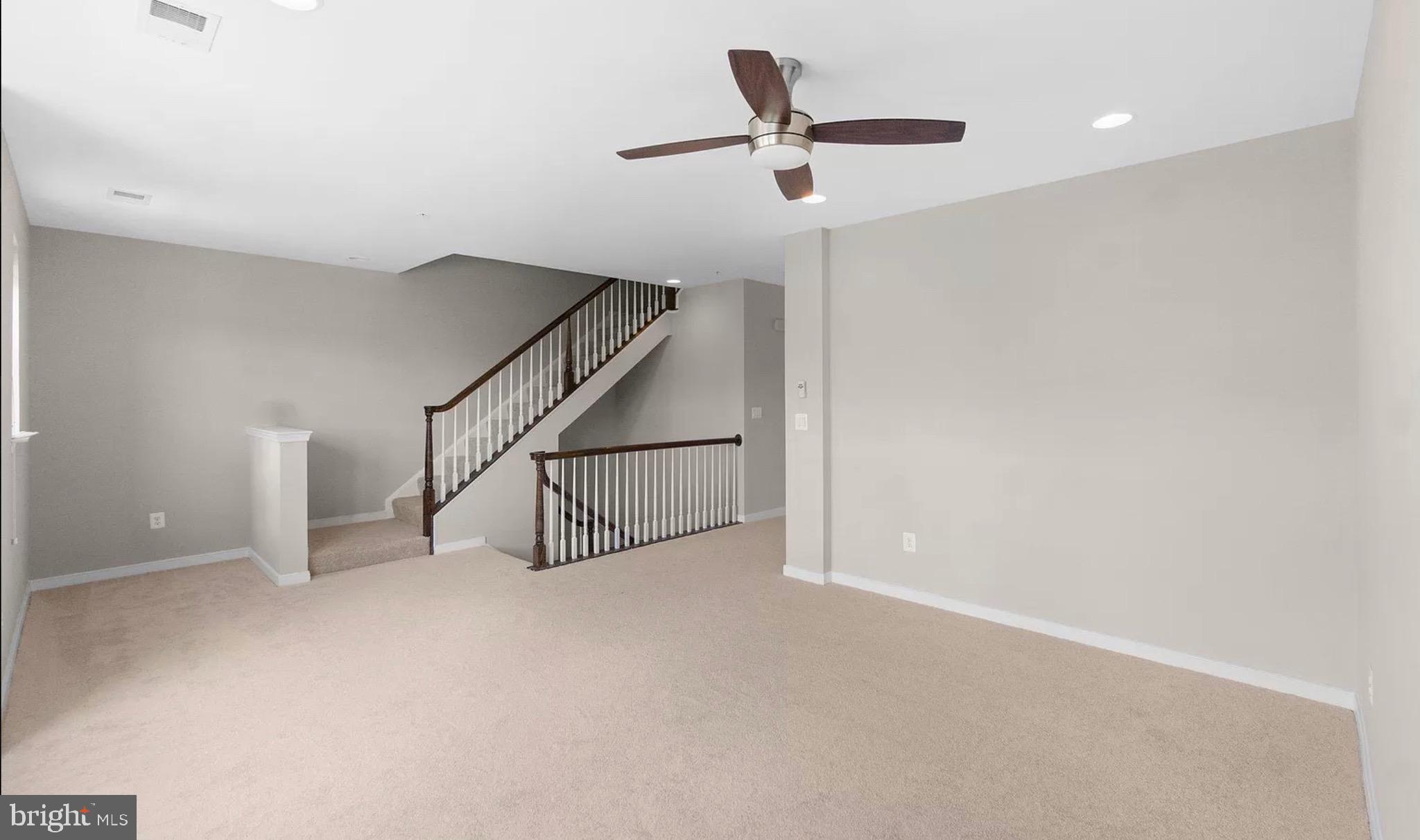 EAST GATE - Residential Lease