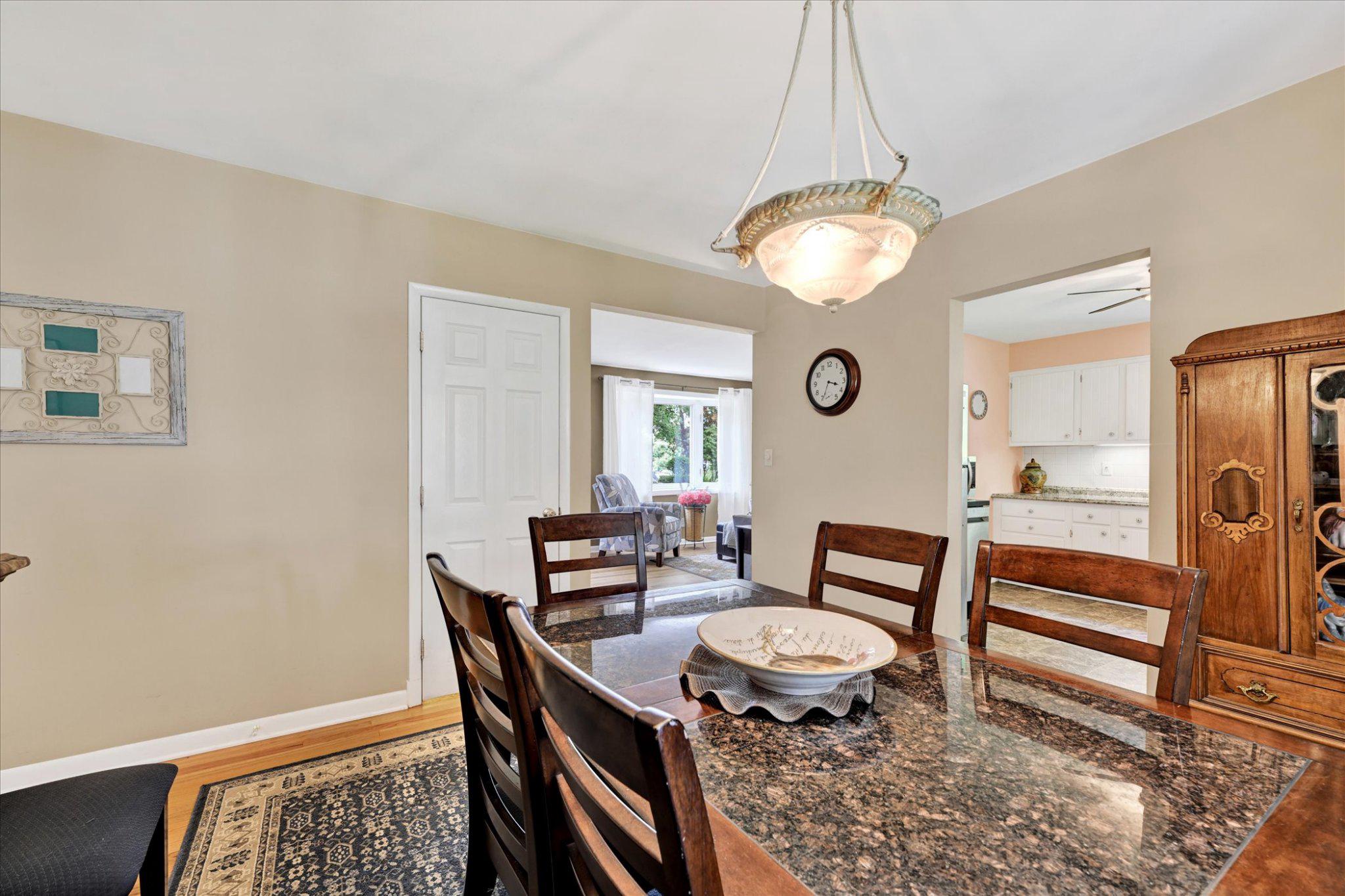 FAIRMONT - Residential