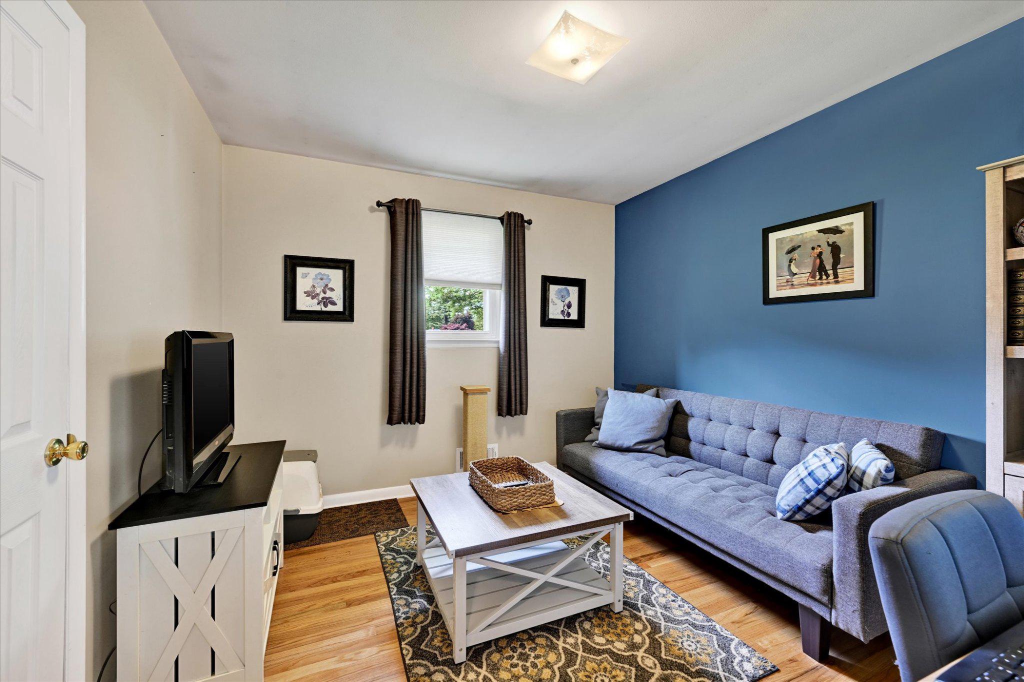 FAIRMONT - Residential