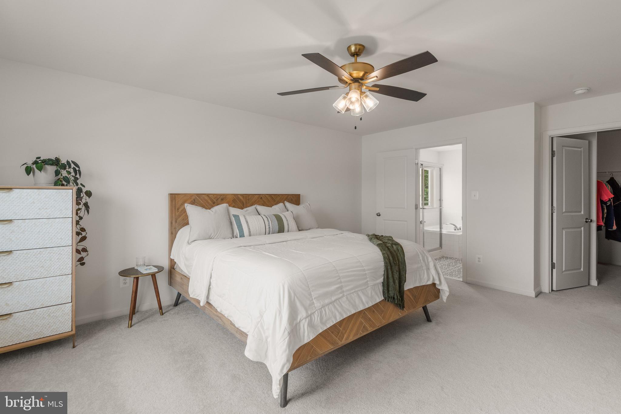 PELHAM PLACE - Residential
