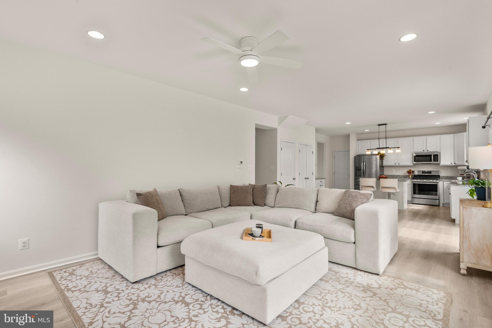 PELHAM PLACE - Residential