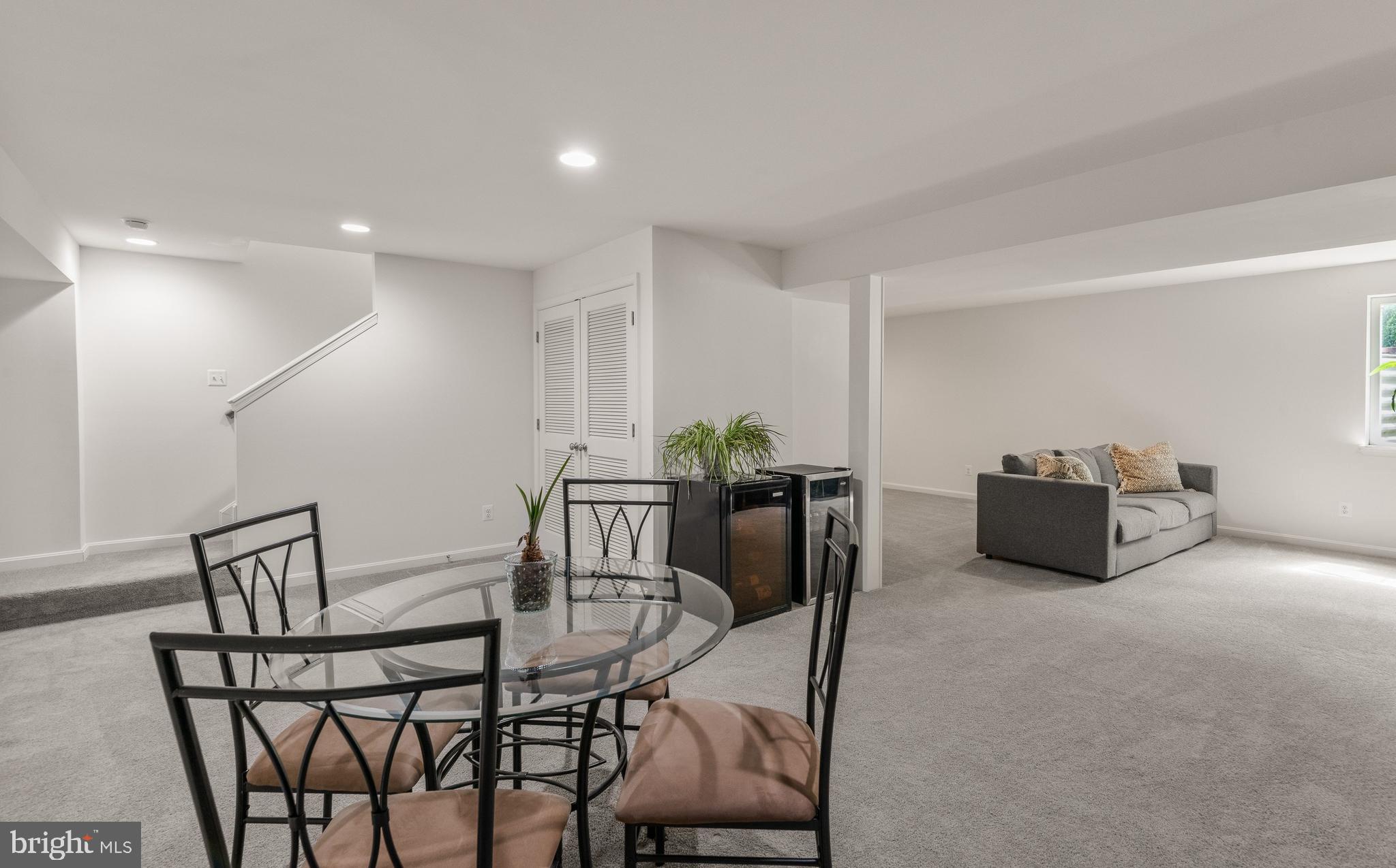 PELHAM PLACE - Residential