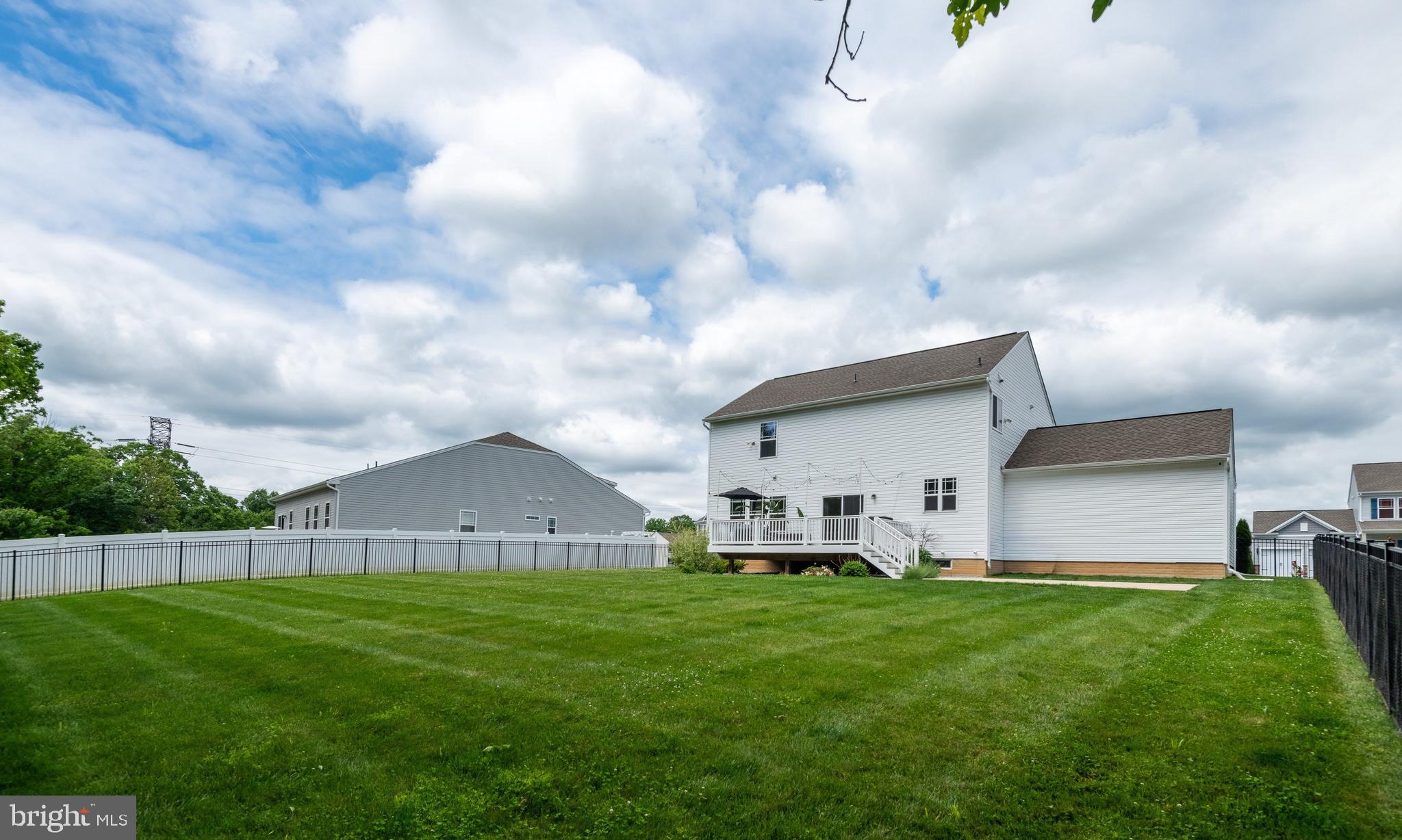 PELHAM PLACE - Residential