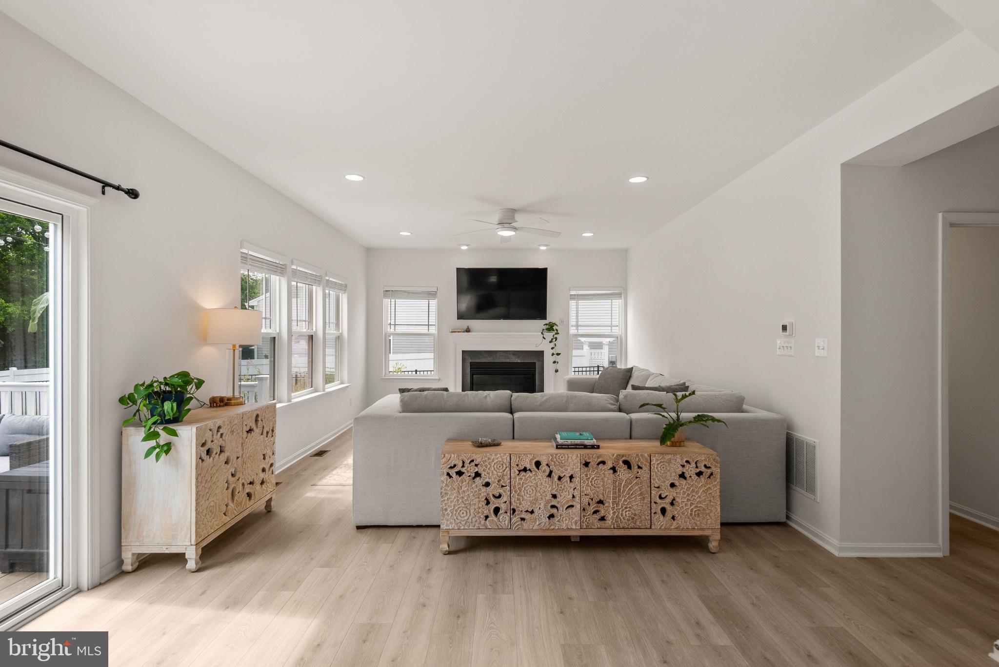 PELHAM PLACE - Residential