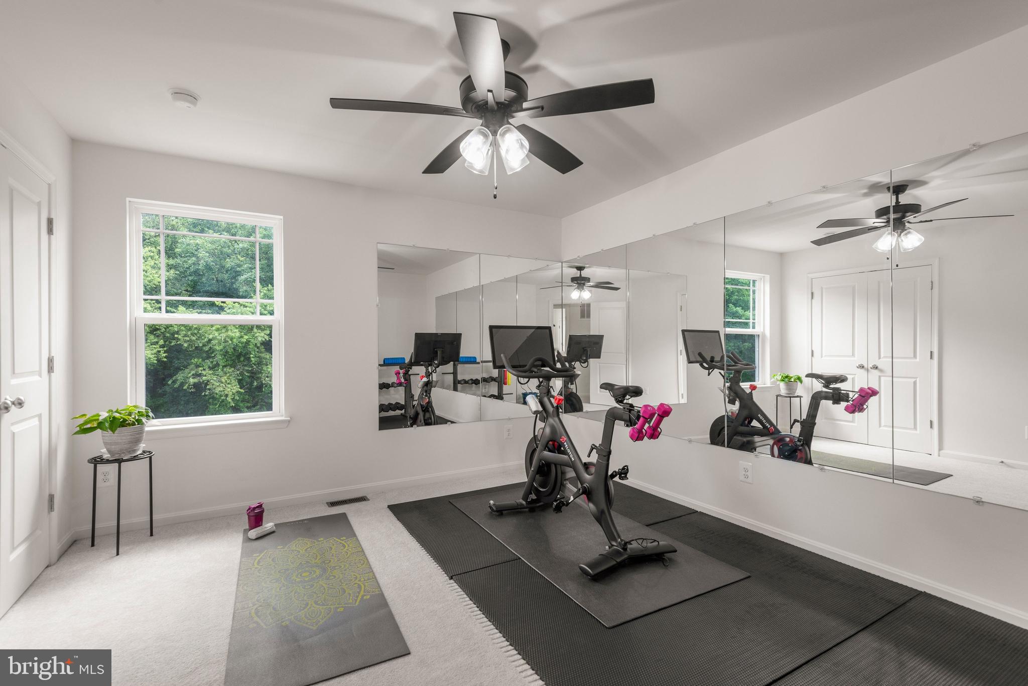 PELHAM PLACE - Residential