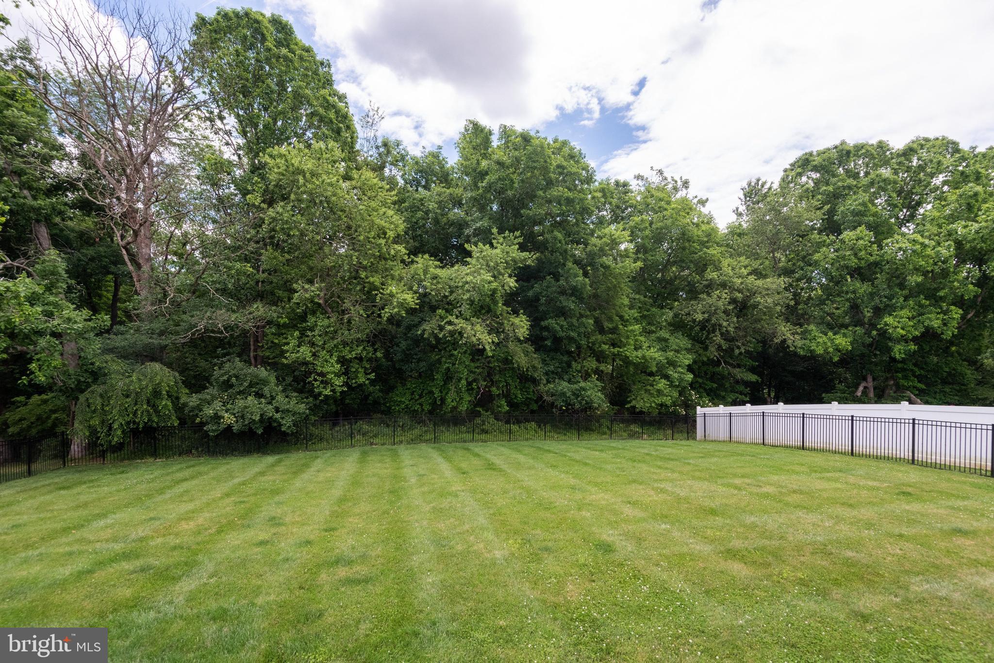 PELHAM PLACE - Residential