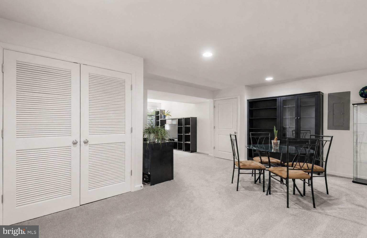 PELHAM PLACE - Residential