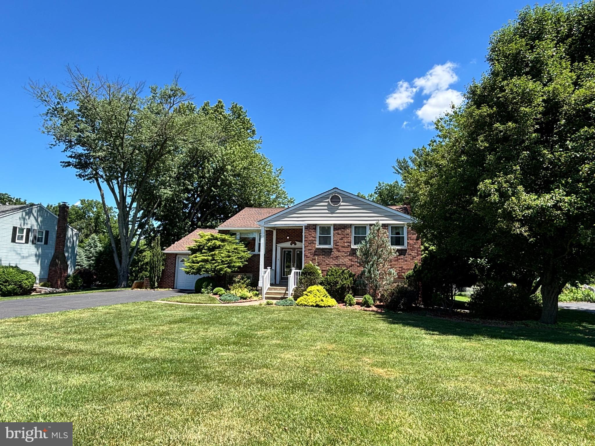 ORCHARD HILL - Residential