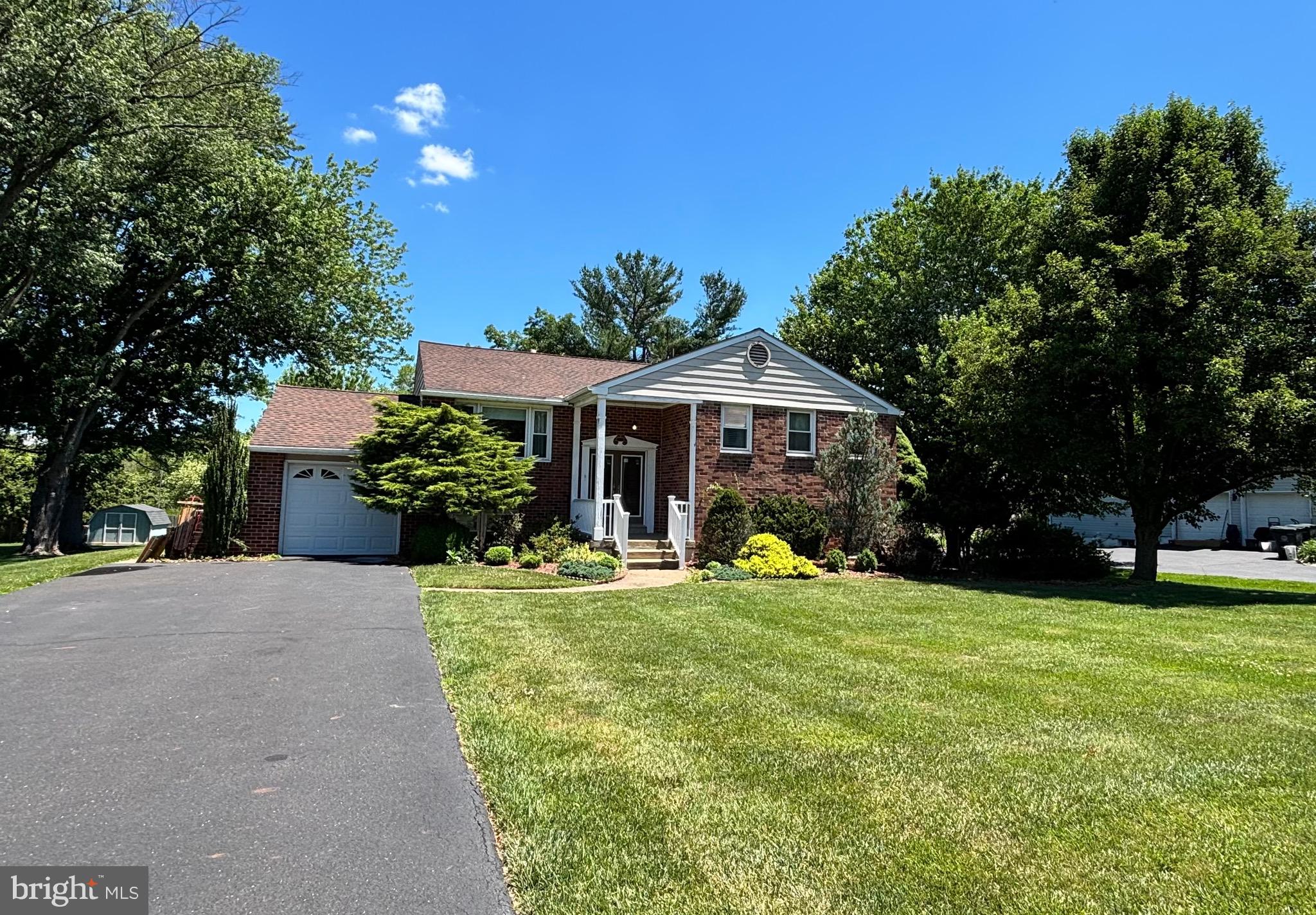 ORCHARD HILL - Residential