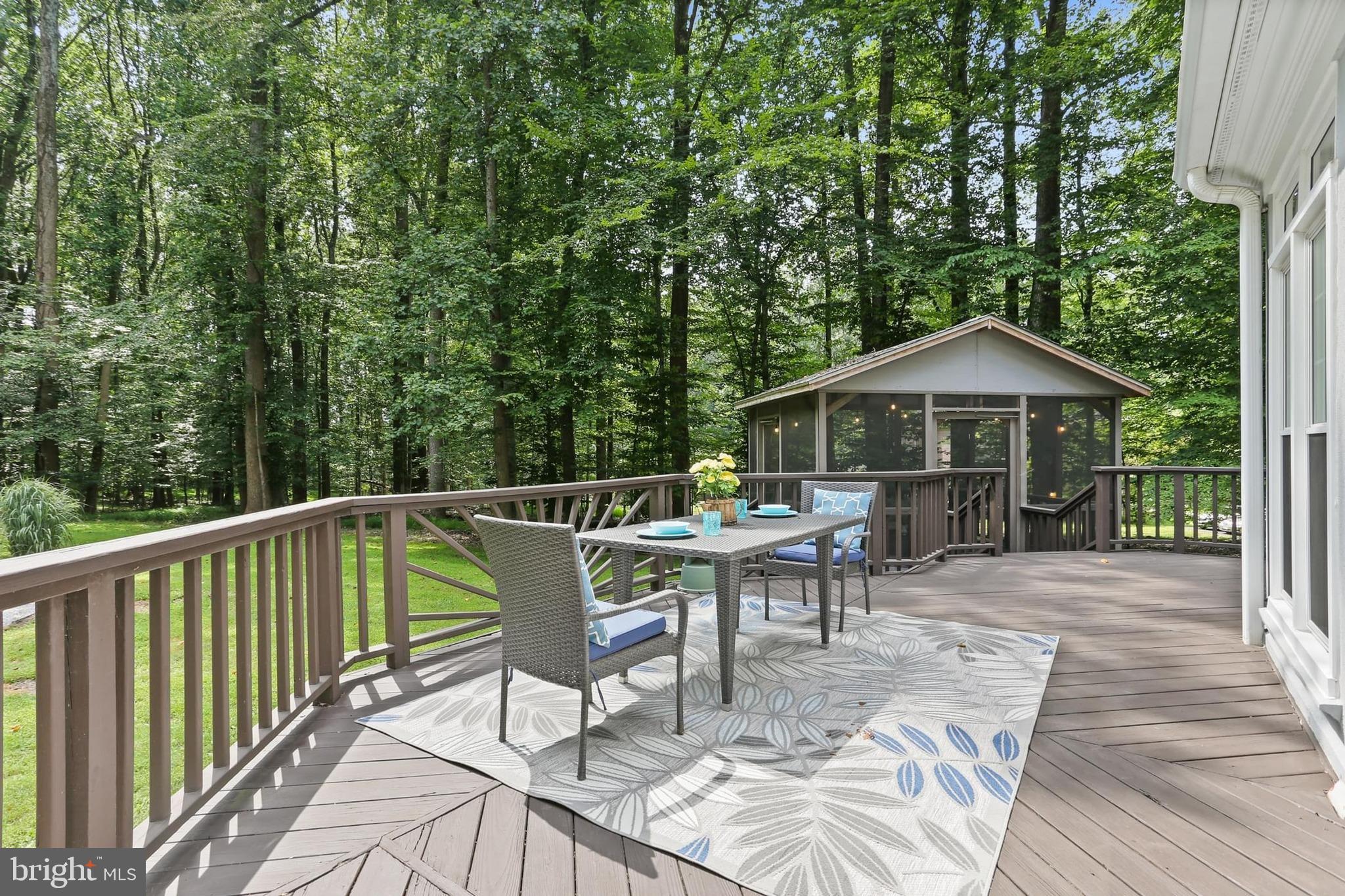 CHAPEL WOODS - Residential
