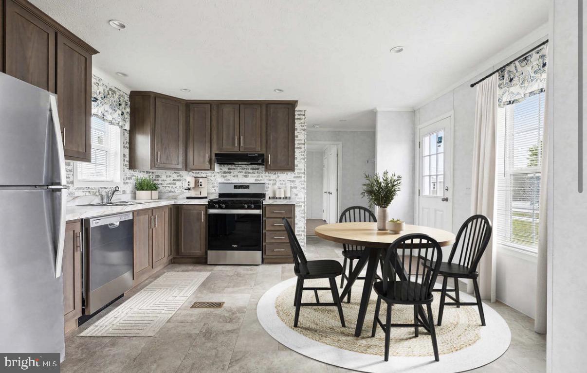 TWIN BROOK MHP - Residential