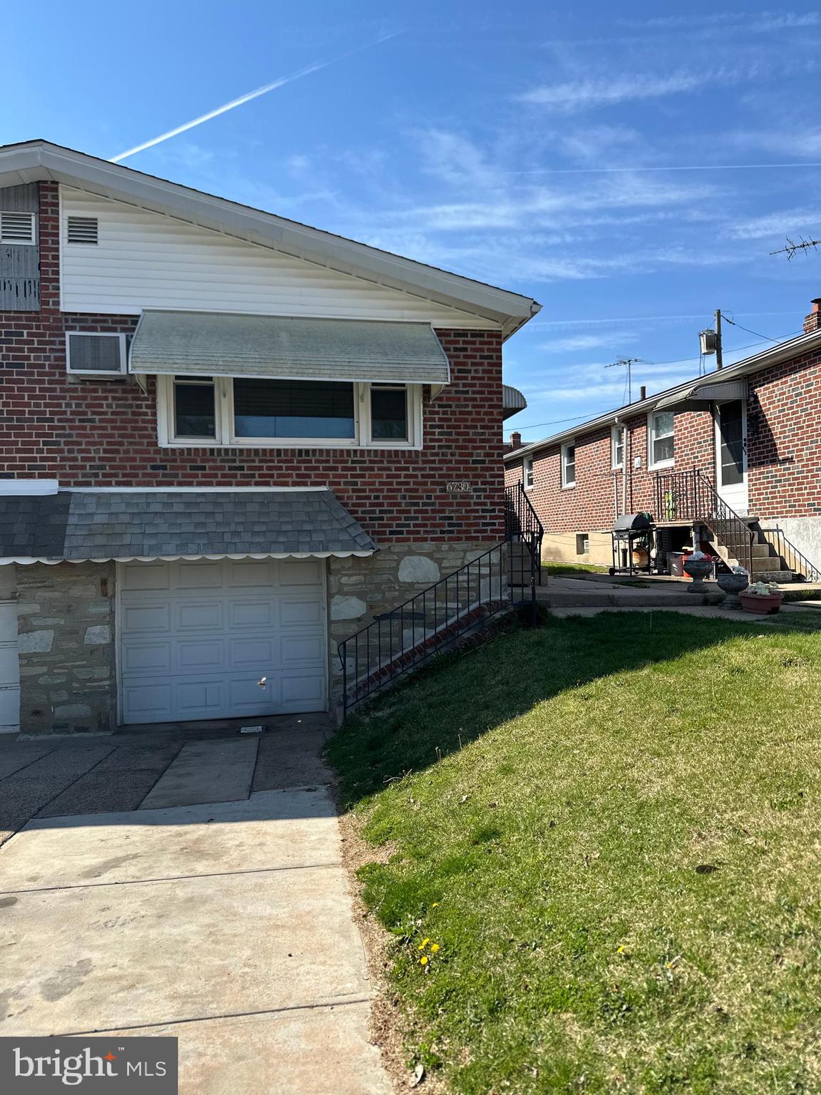 LAWNCREST - Residential