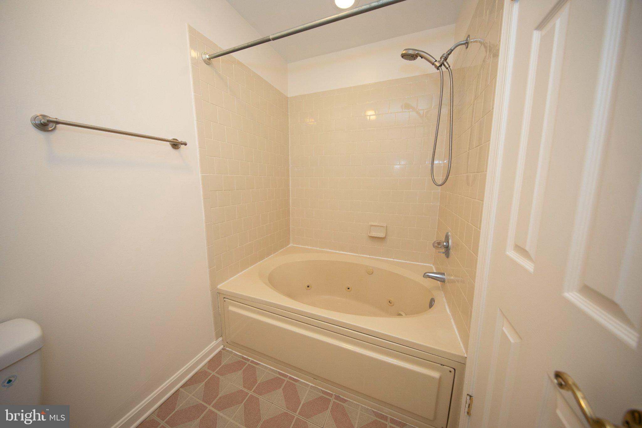 MAJORS CHOICE - Residential