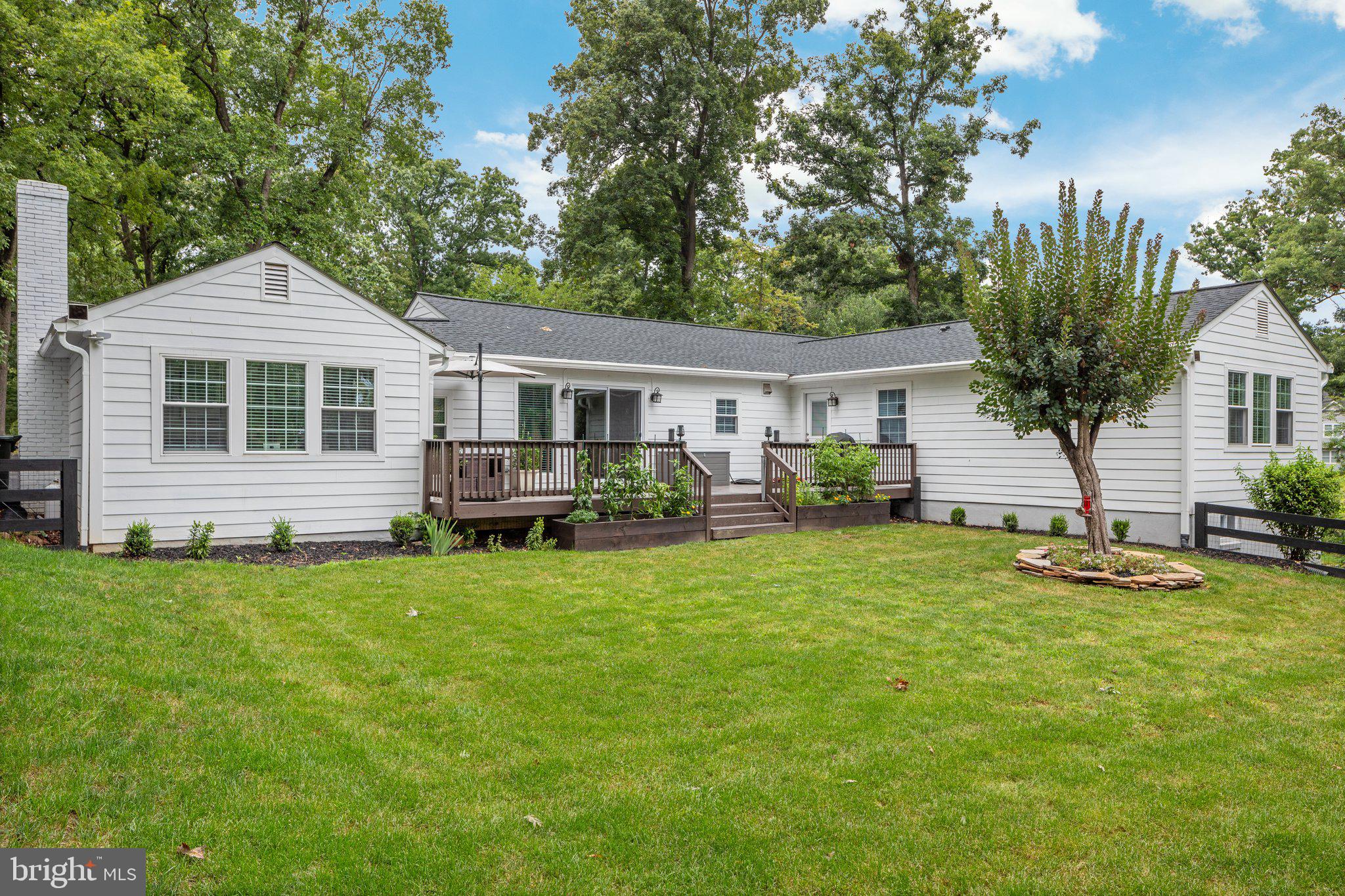 WOODLEY HILLS - Residential
