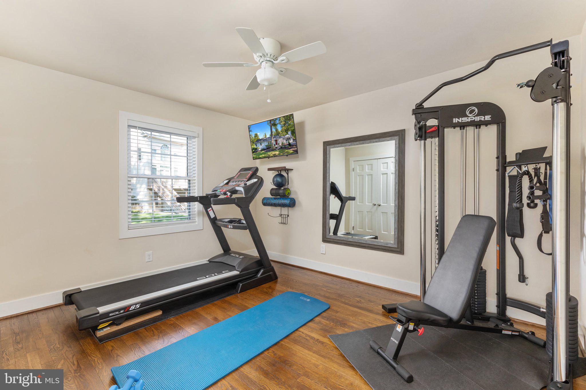 WOODLEY HILLS - Residential