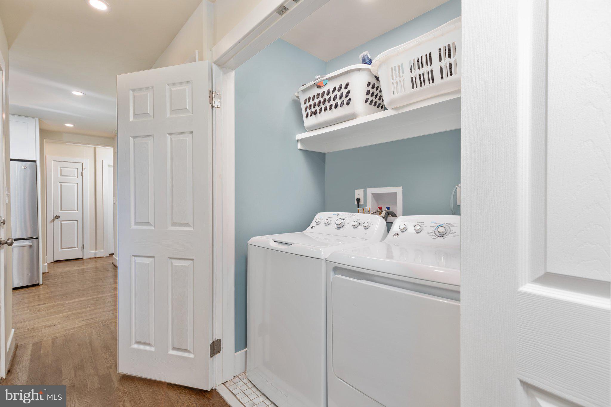 WOODLEY HILLS - Residential