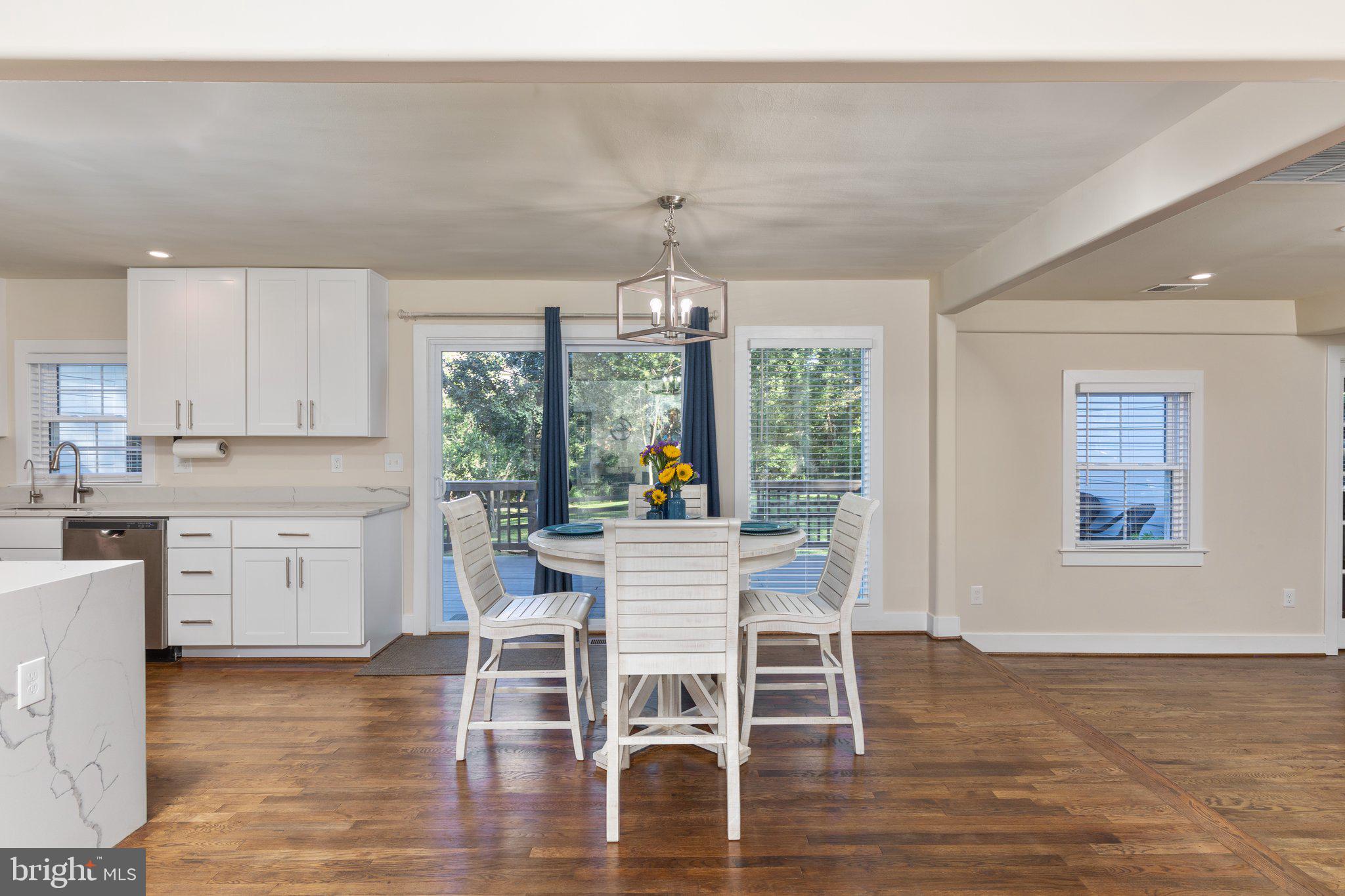 WOODLEY HILLS - Residential