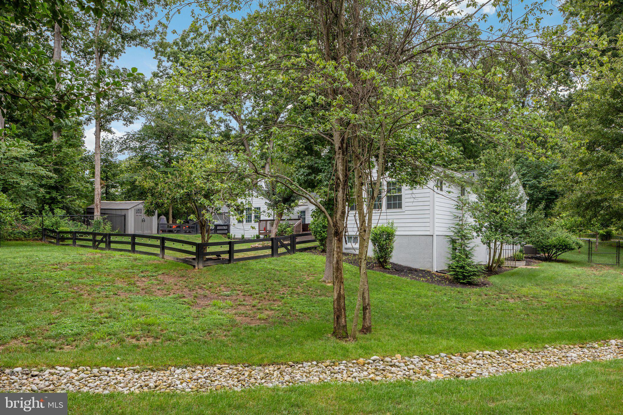 WOODLEY HILLS - Residential