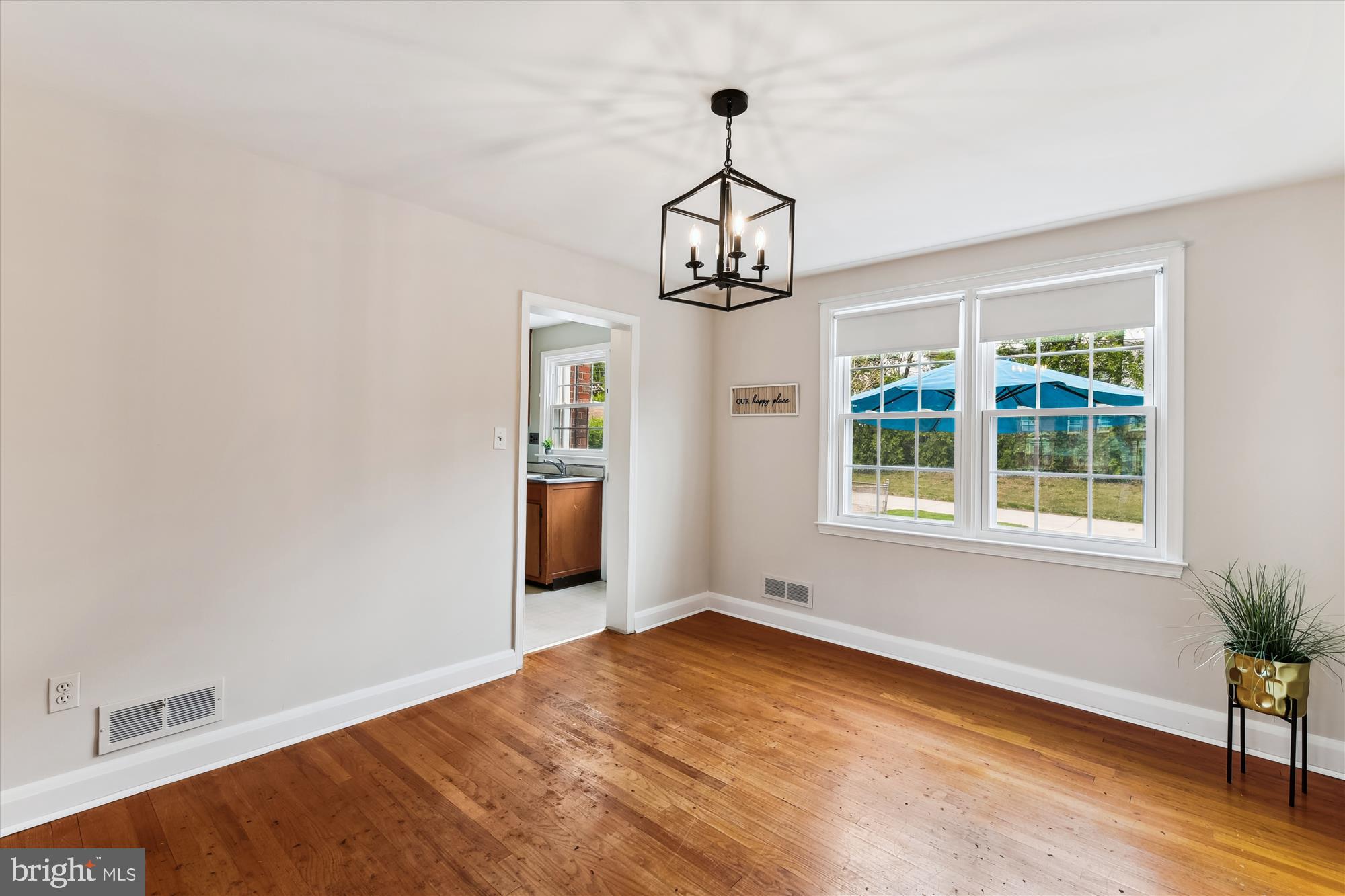 LOCH RAVEN MANOR - Residential