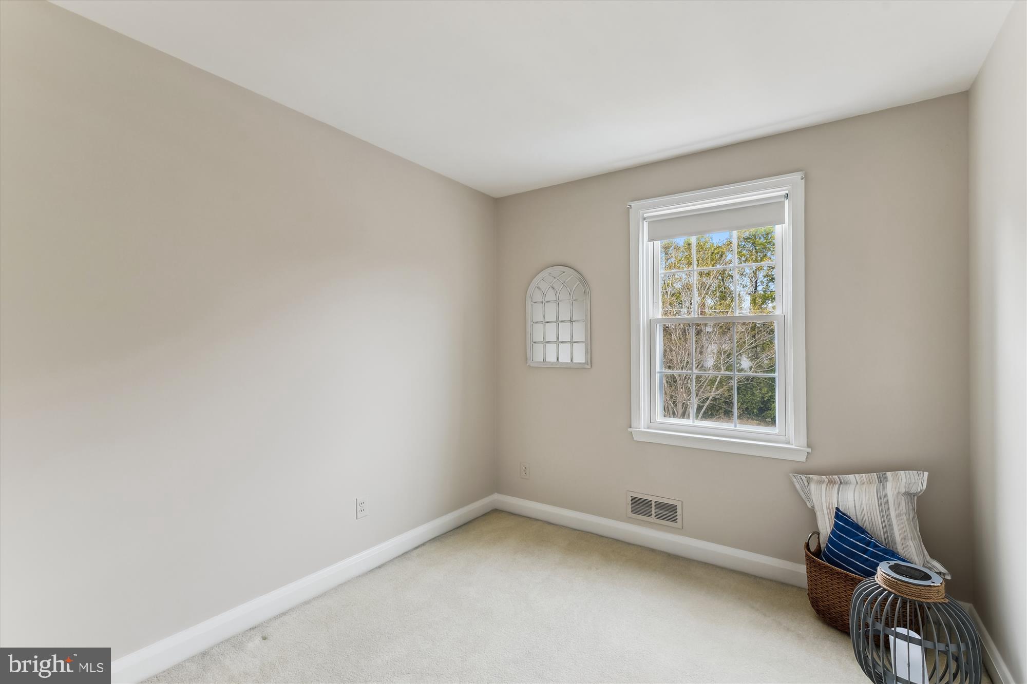 LOCH RAVEN MANOR - Residential