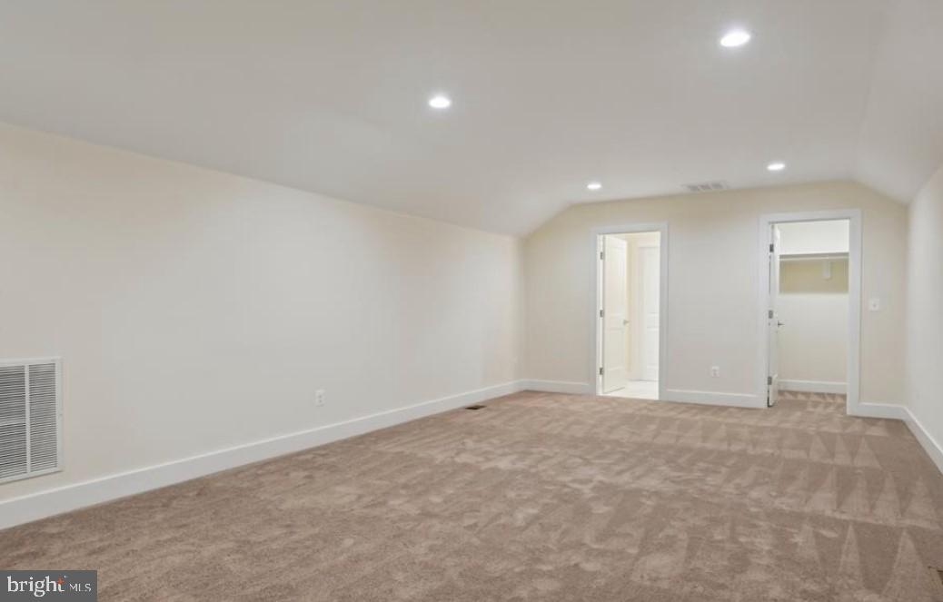 GRAYS OAKTON - Residential
