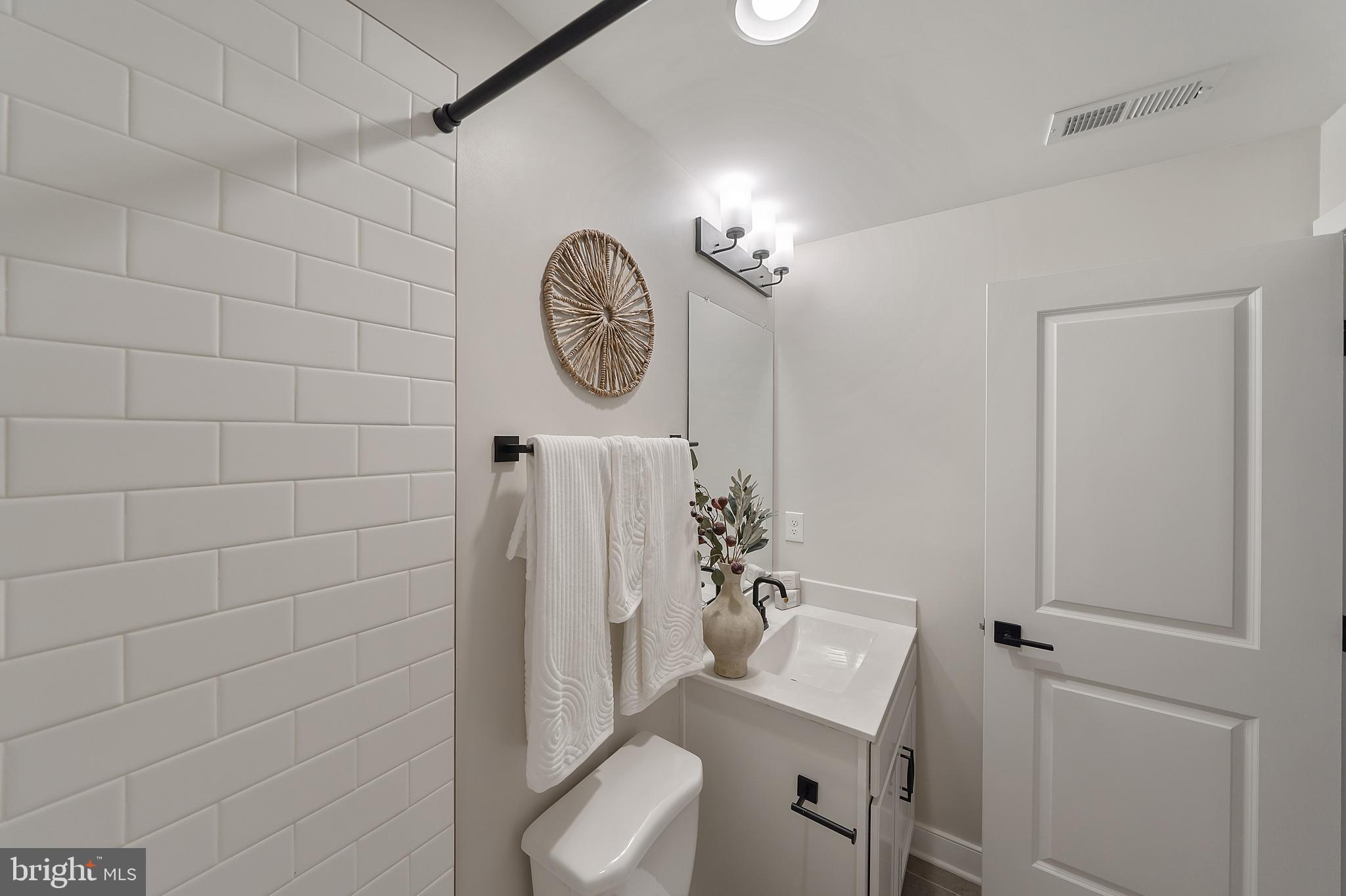 FOUR SEASONS AT PENNFIELD - Residential