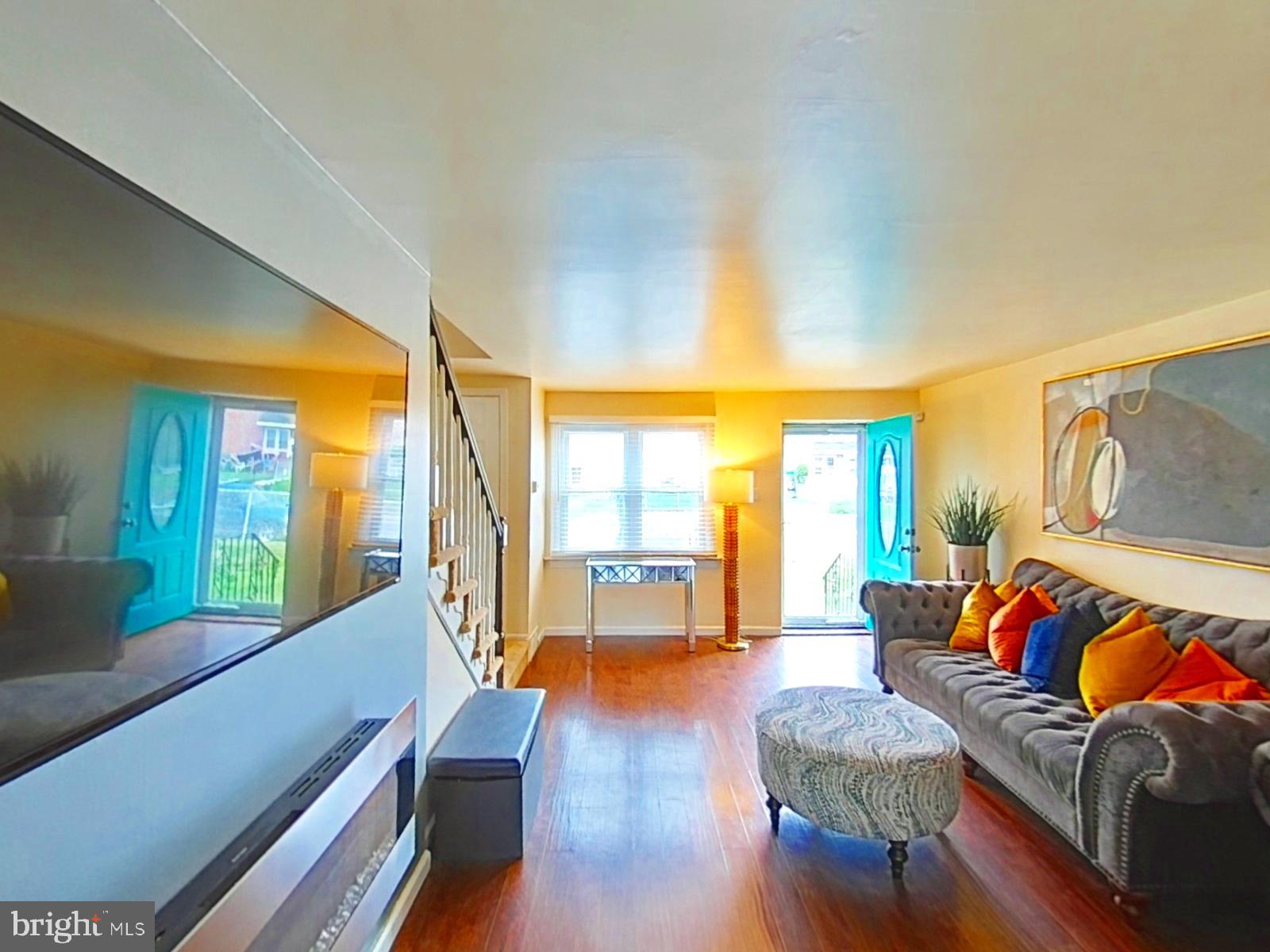 DELMAR VILLAGE - Residential