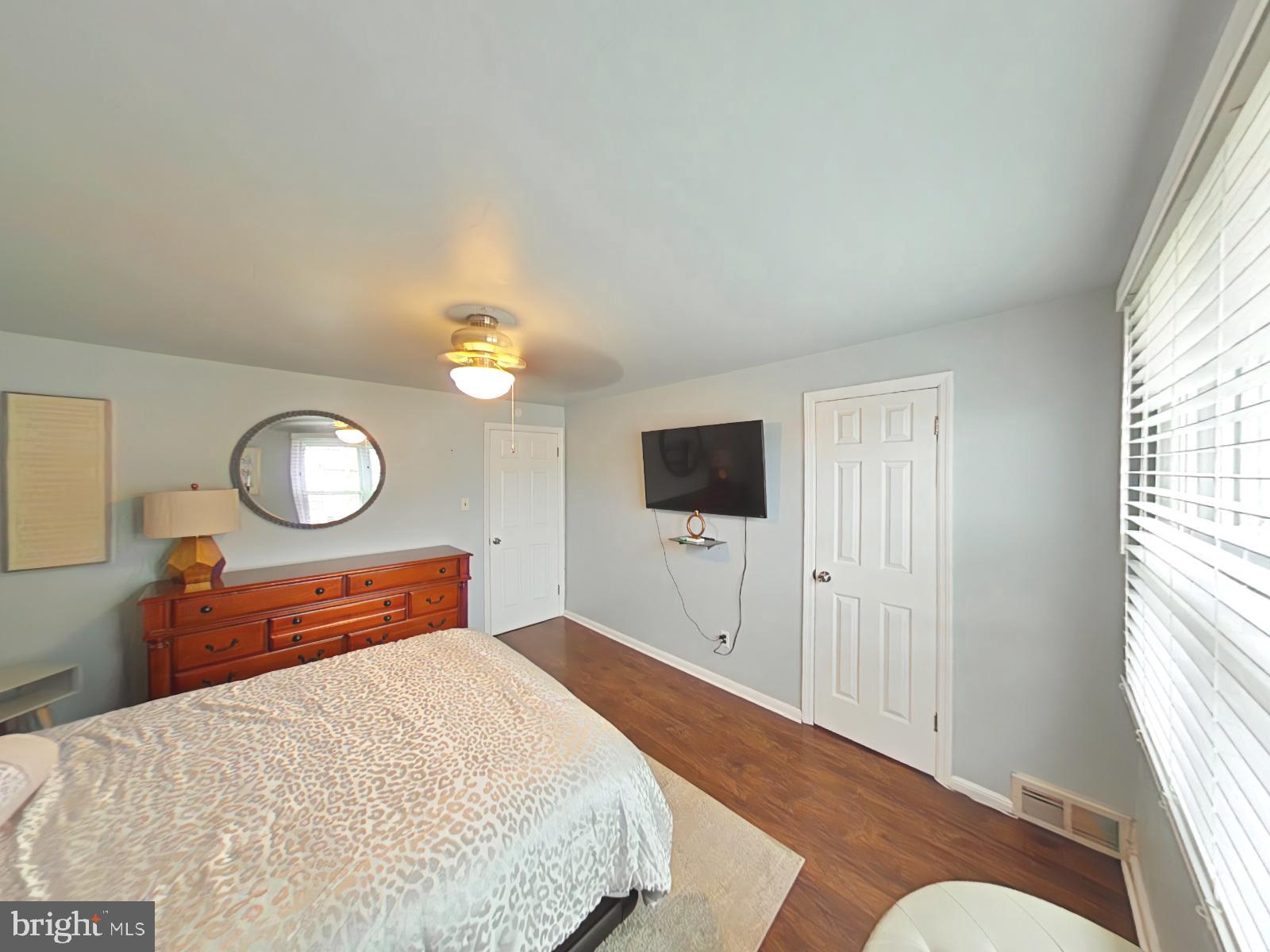 DELMAR VILLAGE - Residential