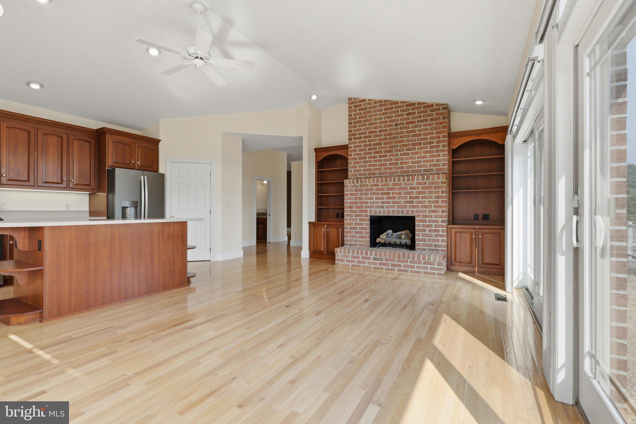 MOUNTAIN VIEW TERRACE - Residential