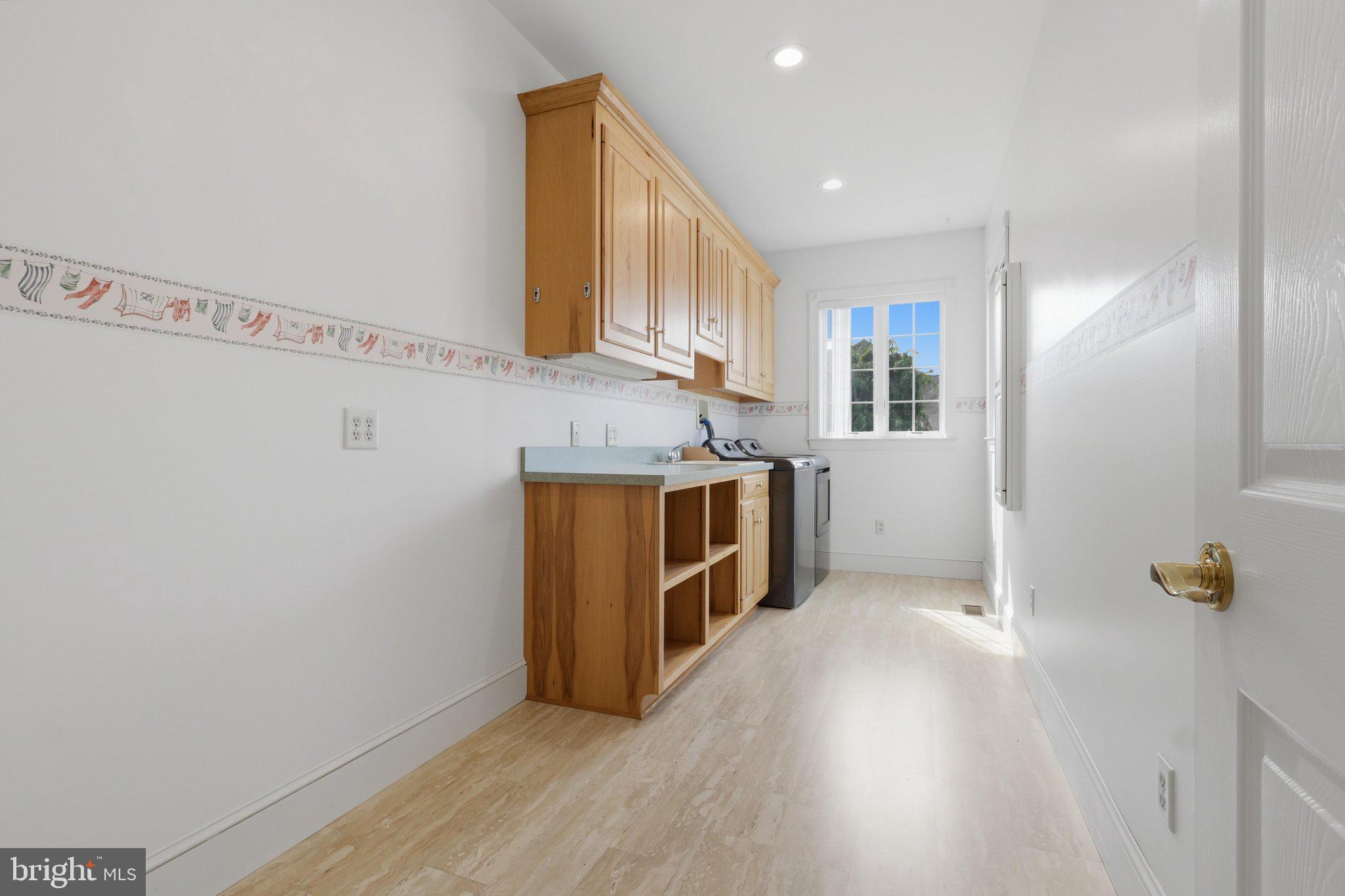 MOUNTAIN VIEW TERRACE - Residential