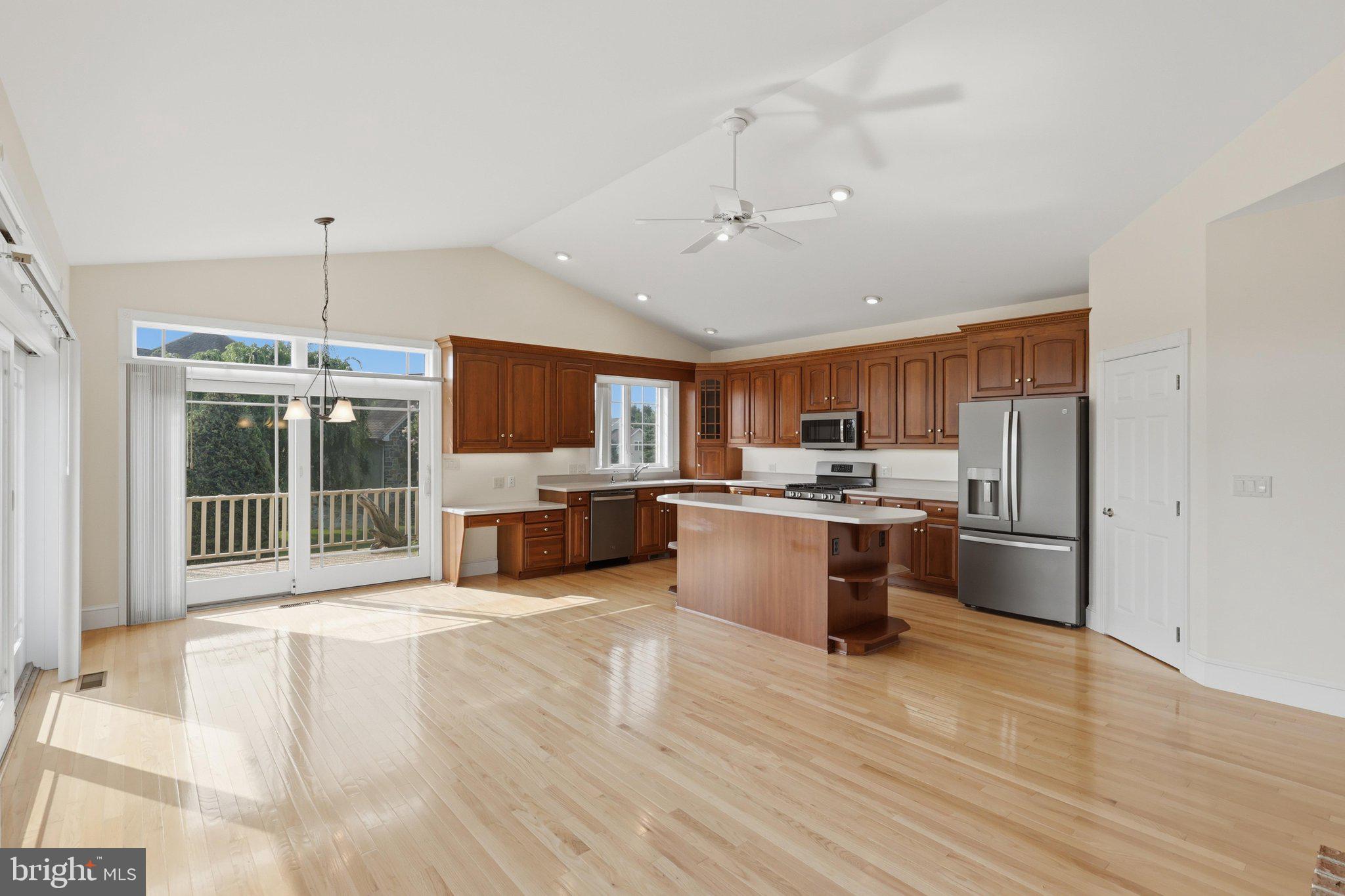 MOUNTAIN VIEW TERRACE - Residential