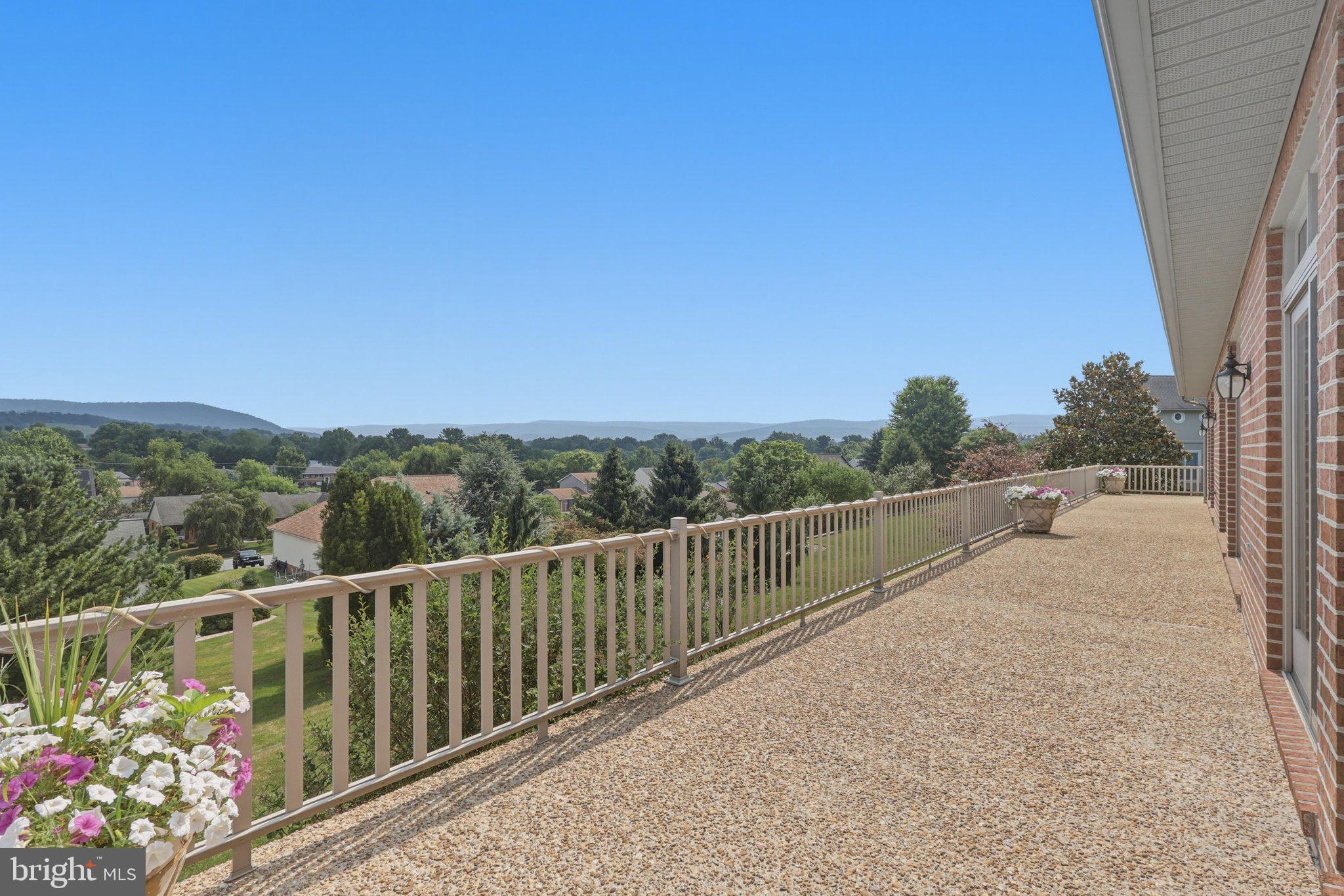 MOUNTAIN VIEW TERRACE - Residential