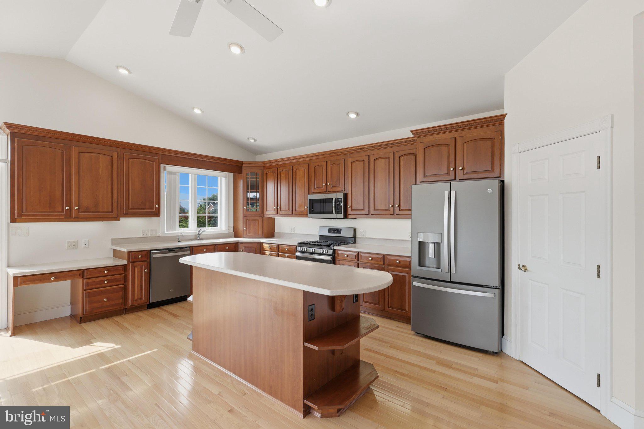 MOUNTAIN VIEW TERRACE - Residential
