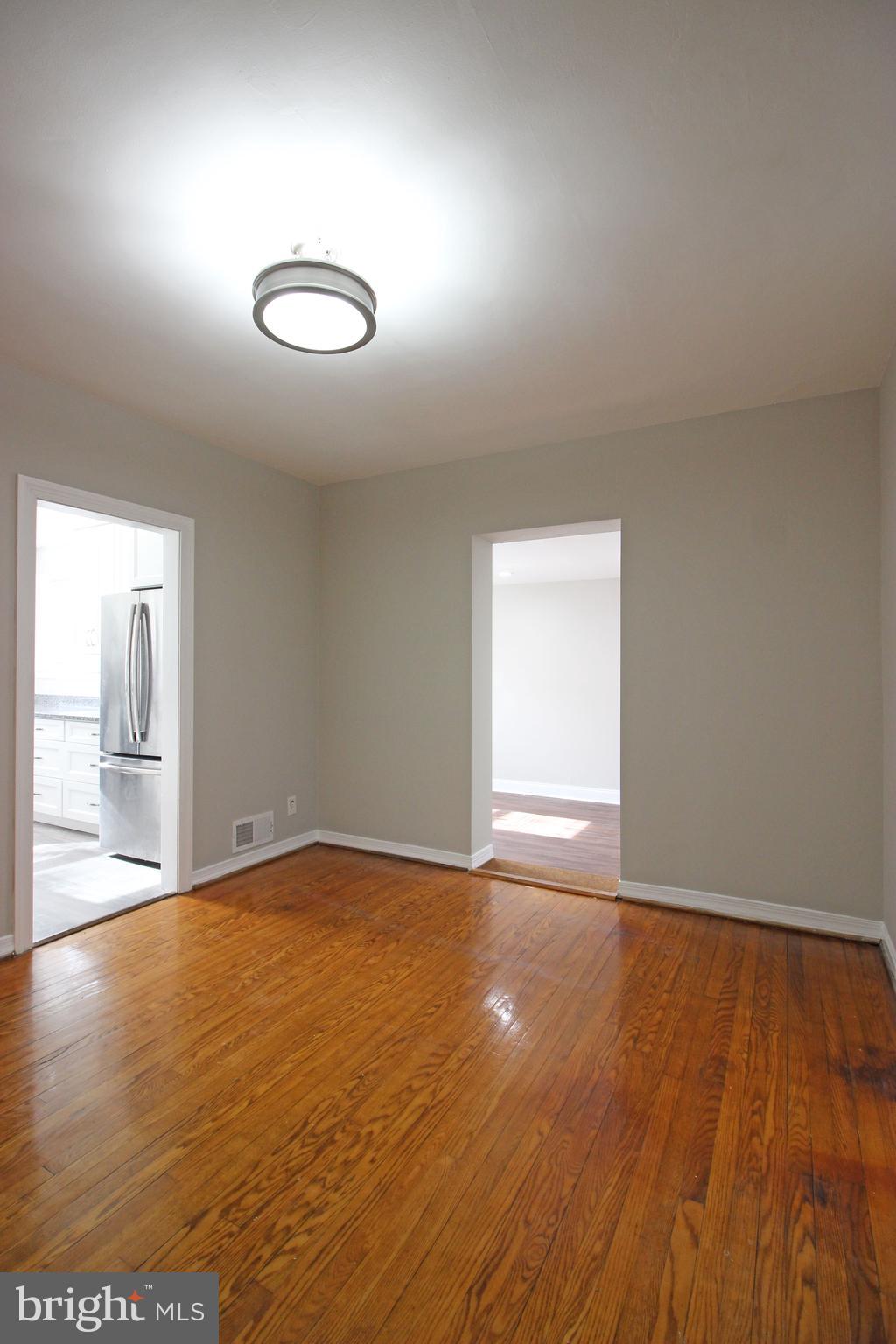 OAKCREST - Residential Lease