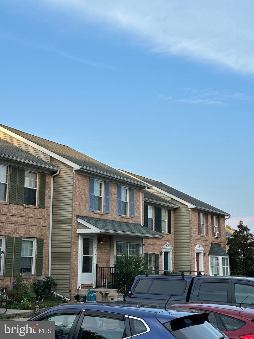 MAPLE HILL - Residential