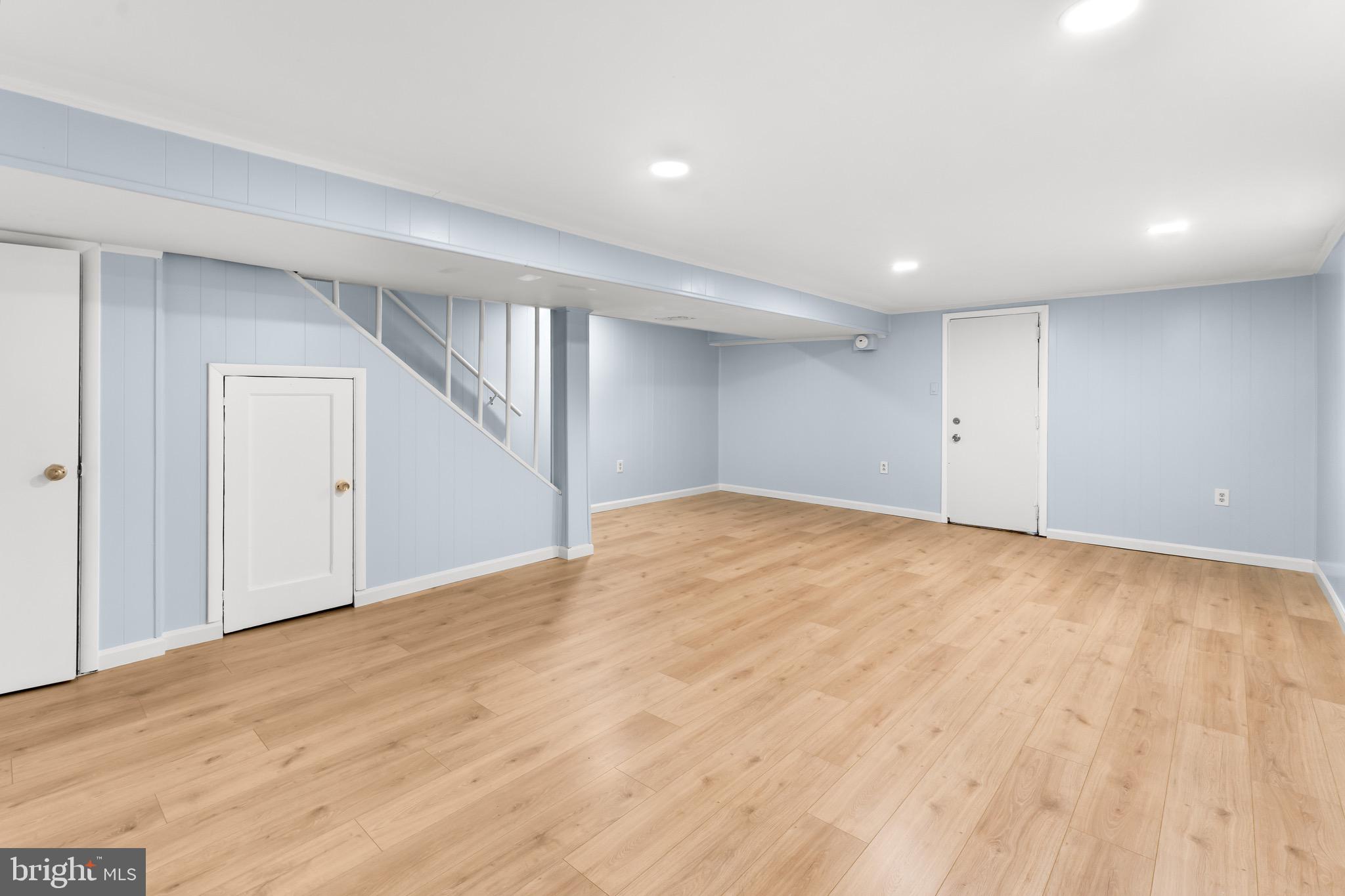 GLASSMANOR - Residential