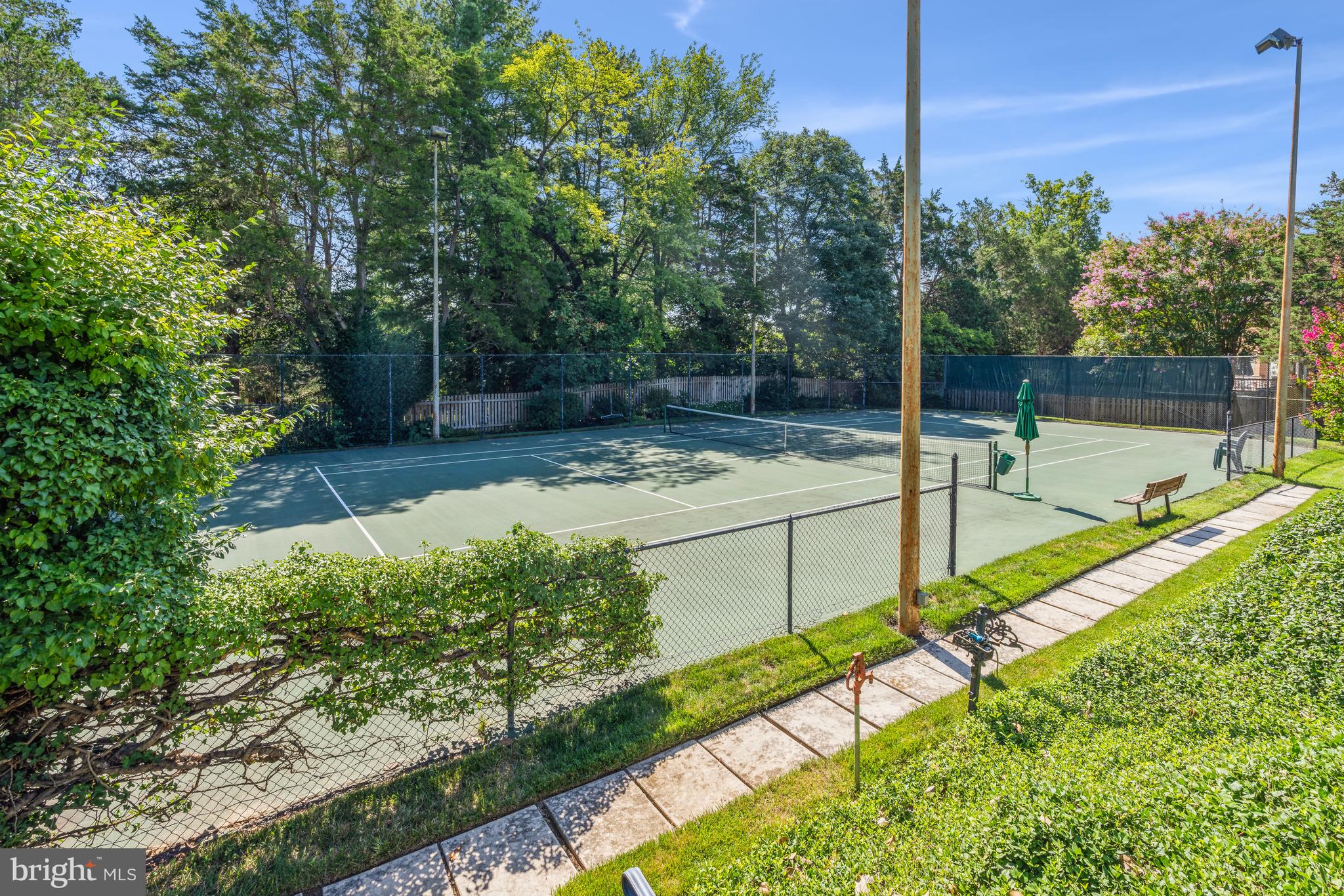 LYNWOOD - Residential