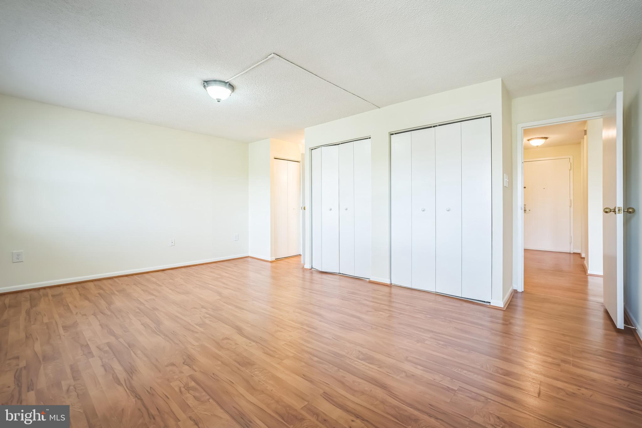 HALLMARK - Residential Lease