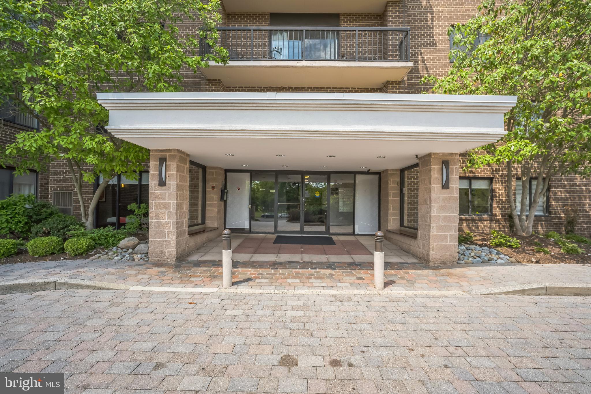 Light filled condo with amazing views in well managed Hallmark Building. 1 Bedroom, 1.5 Bathroom condo with newly renovated kitchen, bathrooms and new paint throughout.  Kitchen includes new cabinets, fixtures and flooring. Expanded granite counter top and cabinets provide extra work space and storage options. Hardwood floors in living and dining area, opens to spacious balcony, lots of room for seating to enjoy the view. Bonus deep closet in foyer area across from kitchen. Hallway provides half bath with new vanity and fixtures. Large Primary Bedroom with hardwood floors and attached primary bath, large closet. New vanity and light fixtures in primary bath. Well managed building boasts pool, exercise room, tennis courts, renovated party room and beautiful common grounds. Bus stop, farmer's market, parks and restaurants a stroll away. Easy access to Old Town, airport, major commuter routes, shops and dining. Utilities for this building are managed by the building's property management office. Utility bills are paid through the front office.  Water included. The landlord is exempt from accepting any source of funds pursuant to Virginia Code Section 36-96.2(I), and therefore does not accept housing vouchers at this property.