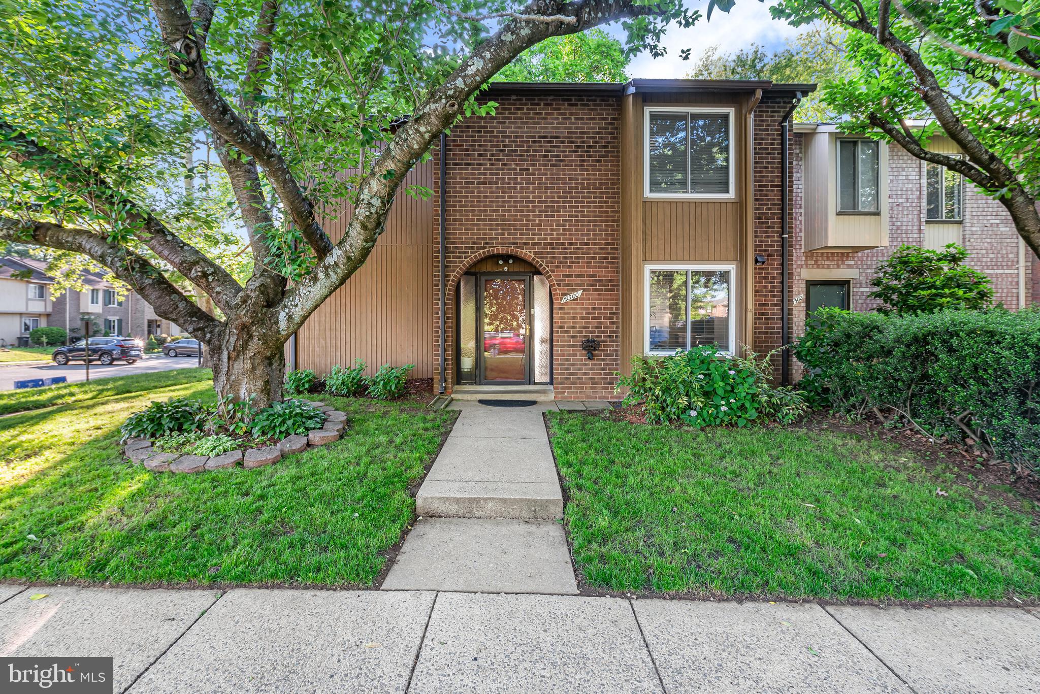 Welcome to this spacious end-unit townhome offering 5 bedrooms and 2.5 bathrooms with a layout that truly stands out! The main level features one bedroom, perfect for guests, a home office, or flexible living space, along with a half bath, laundry area, dining room, and kitchen. The inviting living room offers a large sliding glass door that opens to a spacious, fully fenced backyard with a patio area, perfect for relaxing, entertaining, or enjoying outdoor space.

Upstairs, you’ll find four additional bedrooms and two full bathrooms, providing plenty of room and comfort. This home also offers 2 assigned parking spaces conveniently located in front of the property.

Recent updates include air duct cleaning in 2026, water heater in 2025, washer and dryer in 2025, new laminate flooring in 2025, bathroom renovations in 2025, and roof replaced in 2022.

Enjoy access to wonderful community amenities, including 5 community pools, basketball courts, tennis courts, and a clubhouse. Conveniently located near restaurants, shopping, parks, schools, public transportation, and major commuter routes. With its spacious layout, recent updates, fully fenced backyard, assigned parking, and great community amenities, this home is a wonderful opportunity you don’t want to miss.