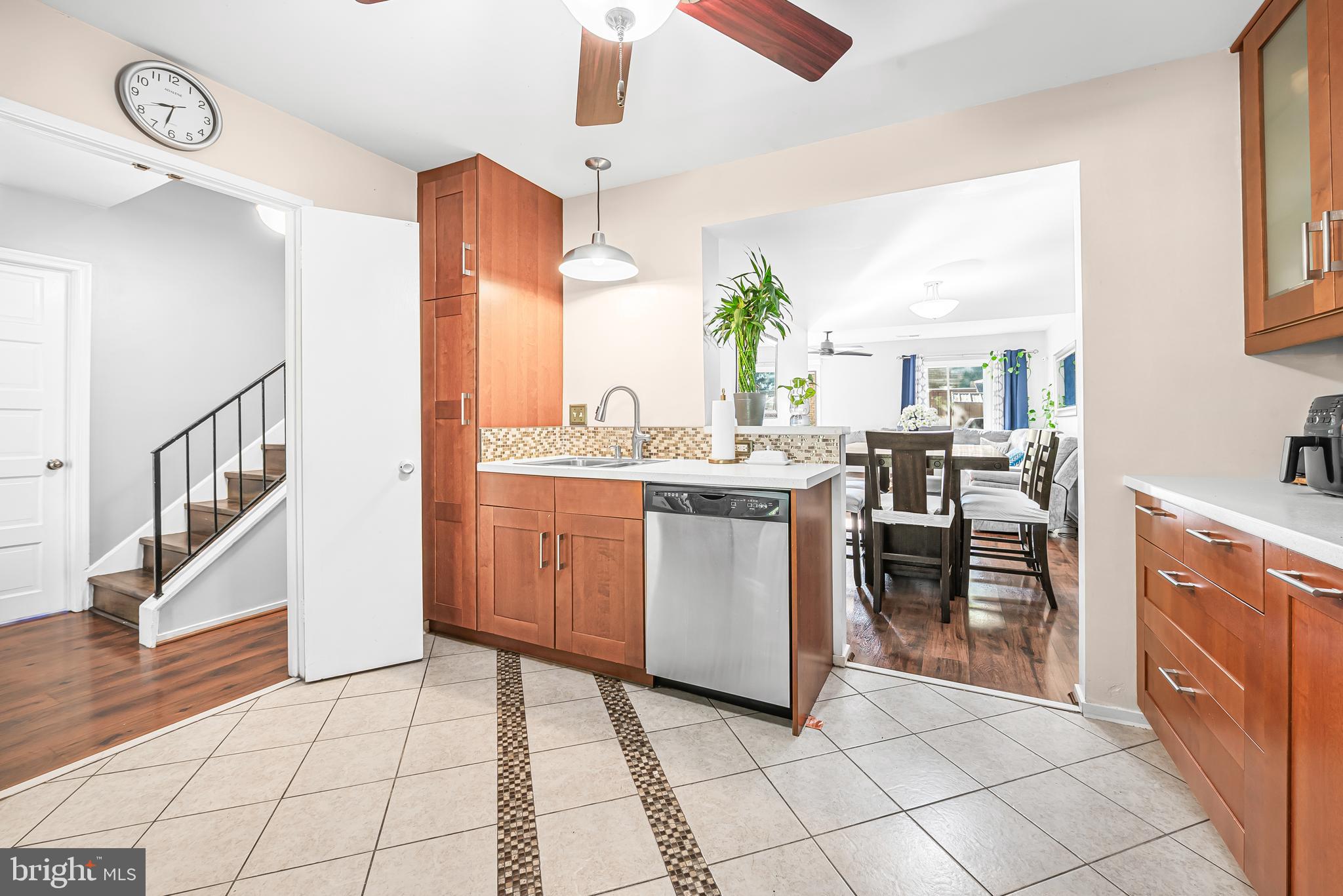 MARYLAND PLACE - Residential