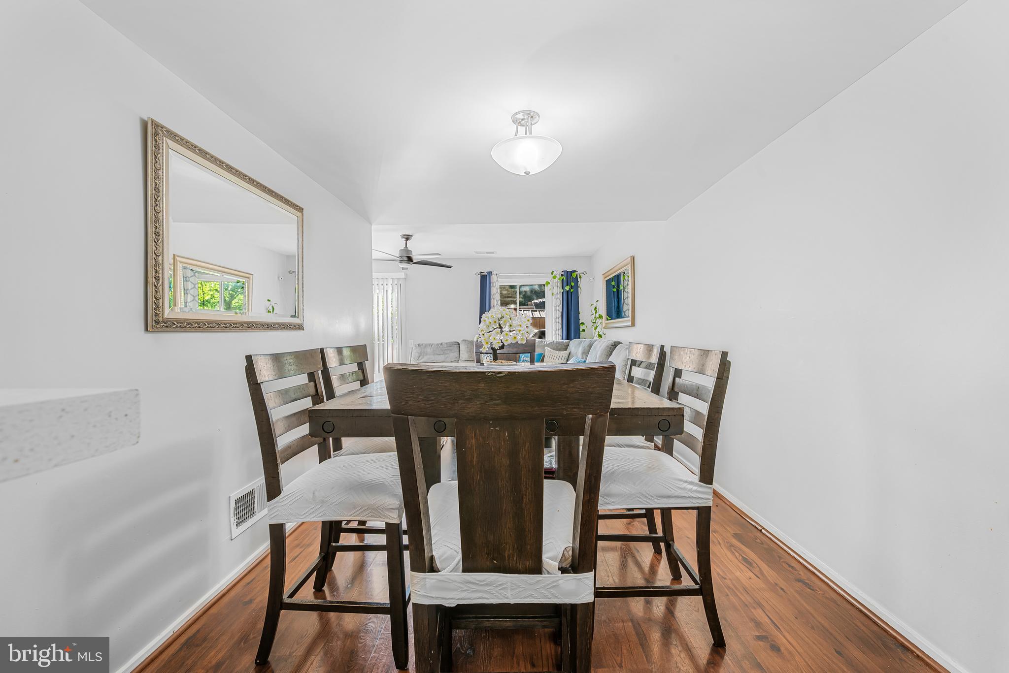 MARYLAND PLACE - Residential