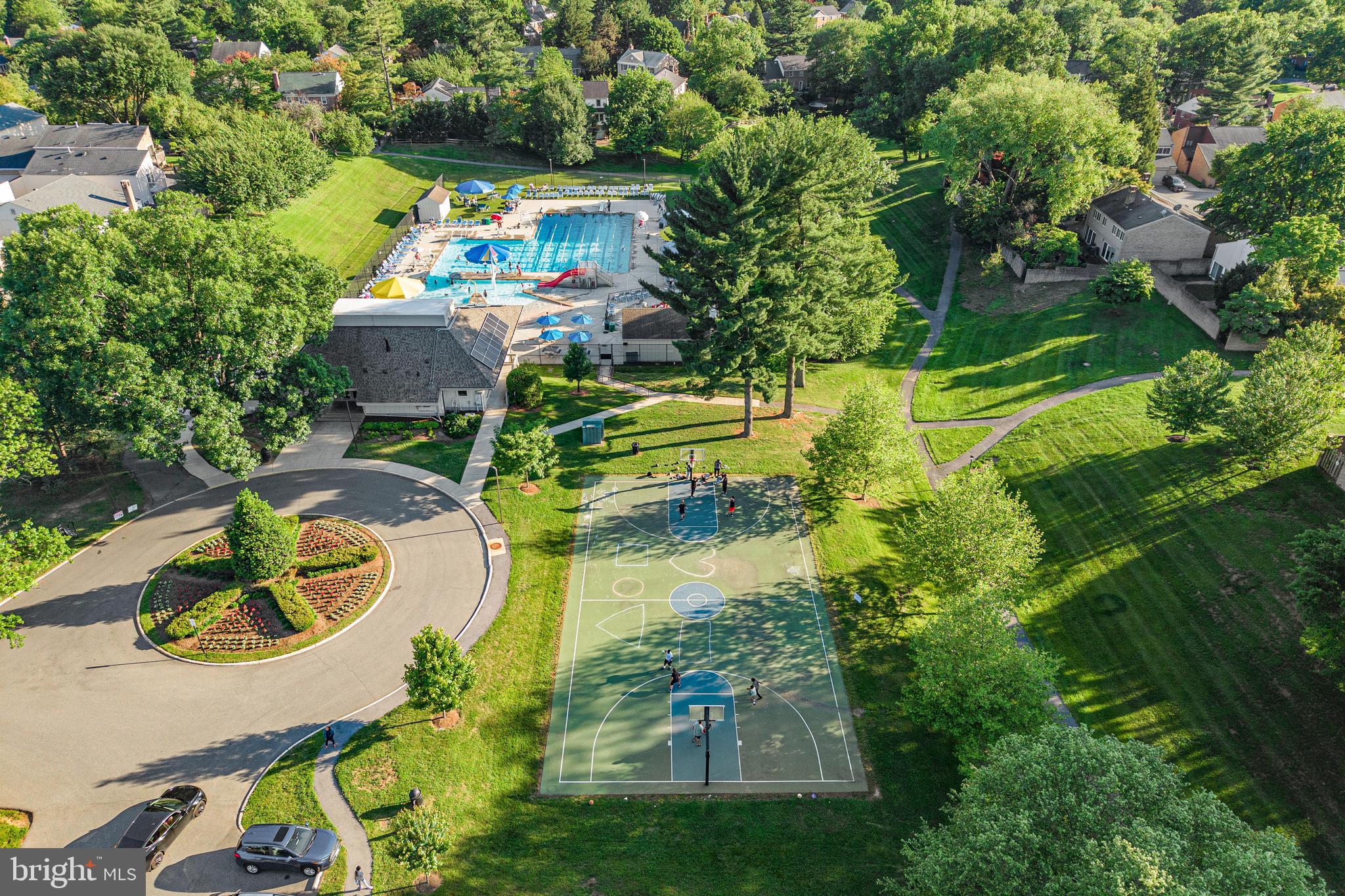 MARYLAND PLACE - Residential